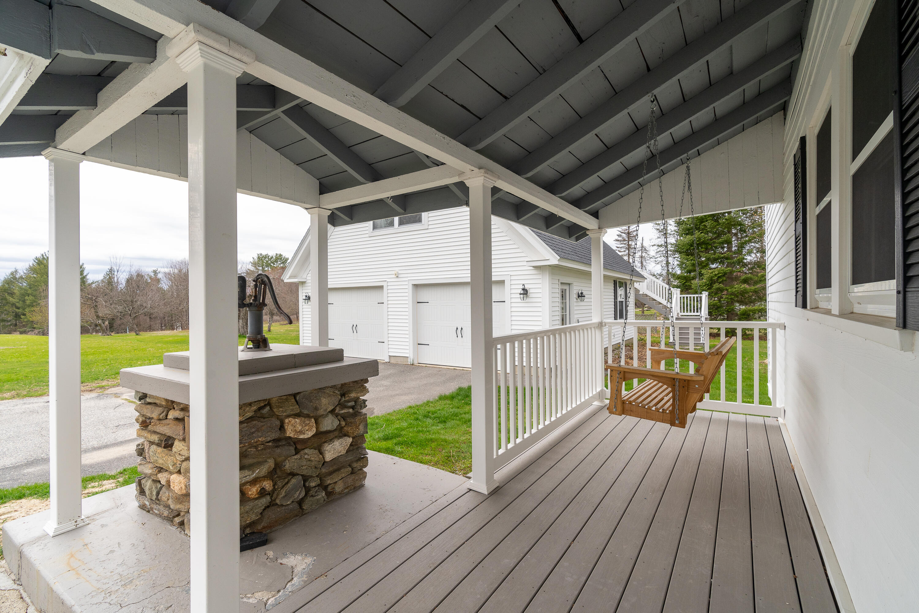 1024 Meadow Road Property Photo 23