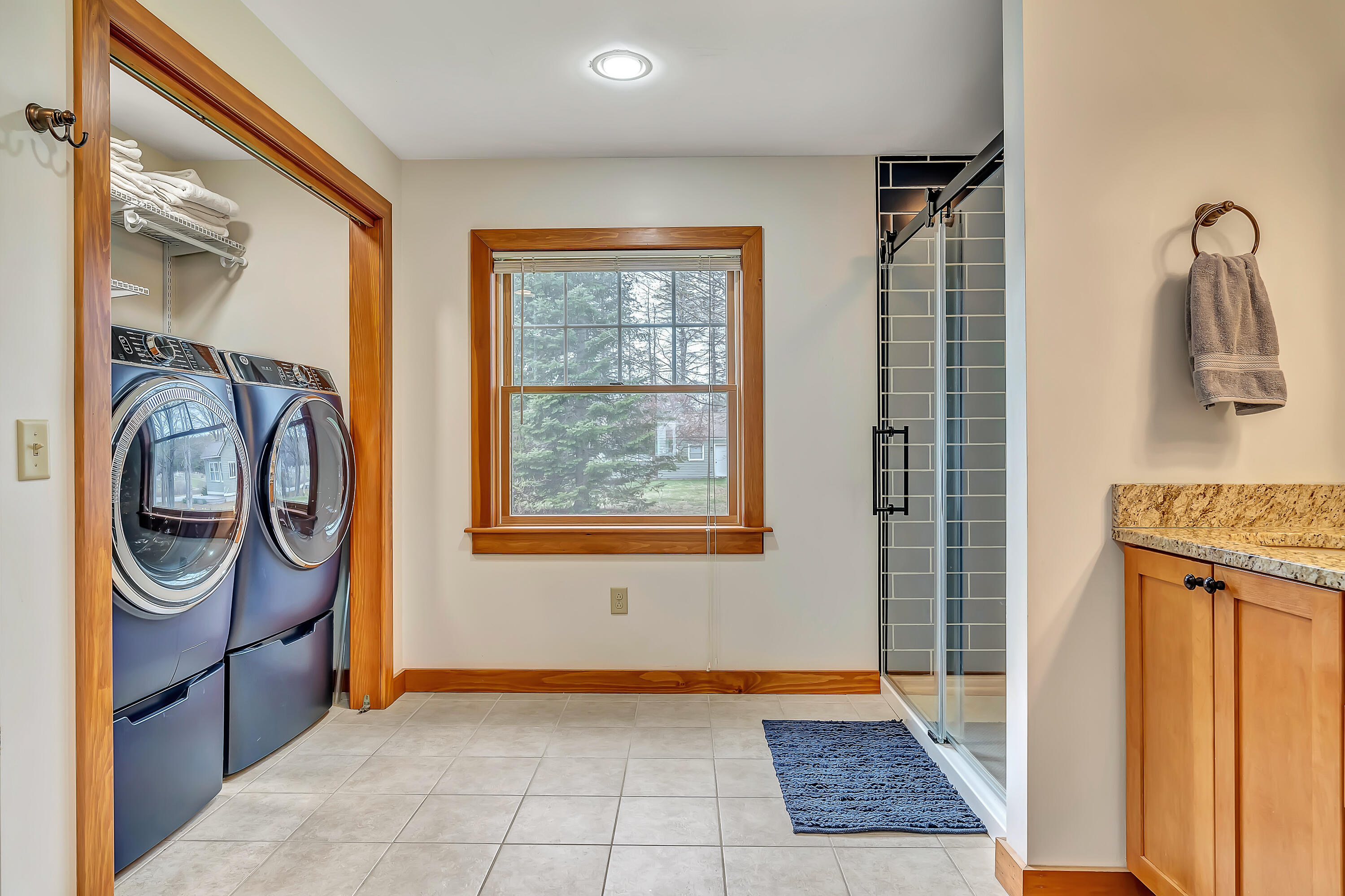 1024 Meadow Road Property Photo 26