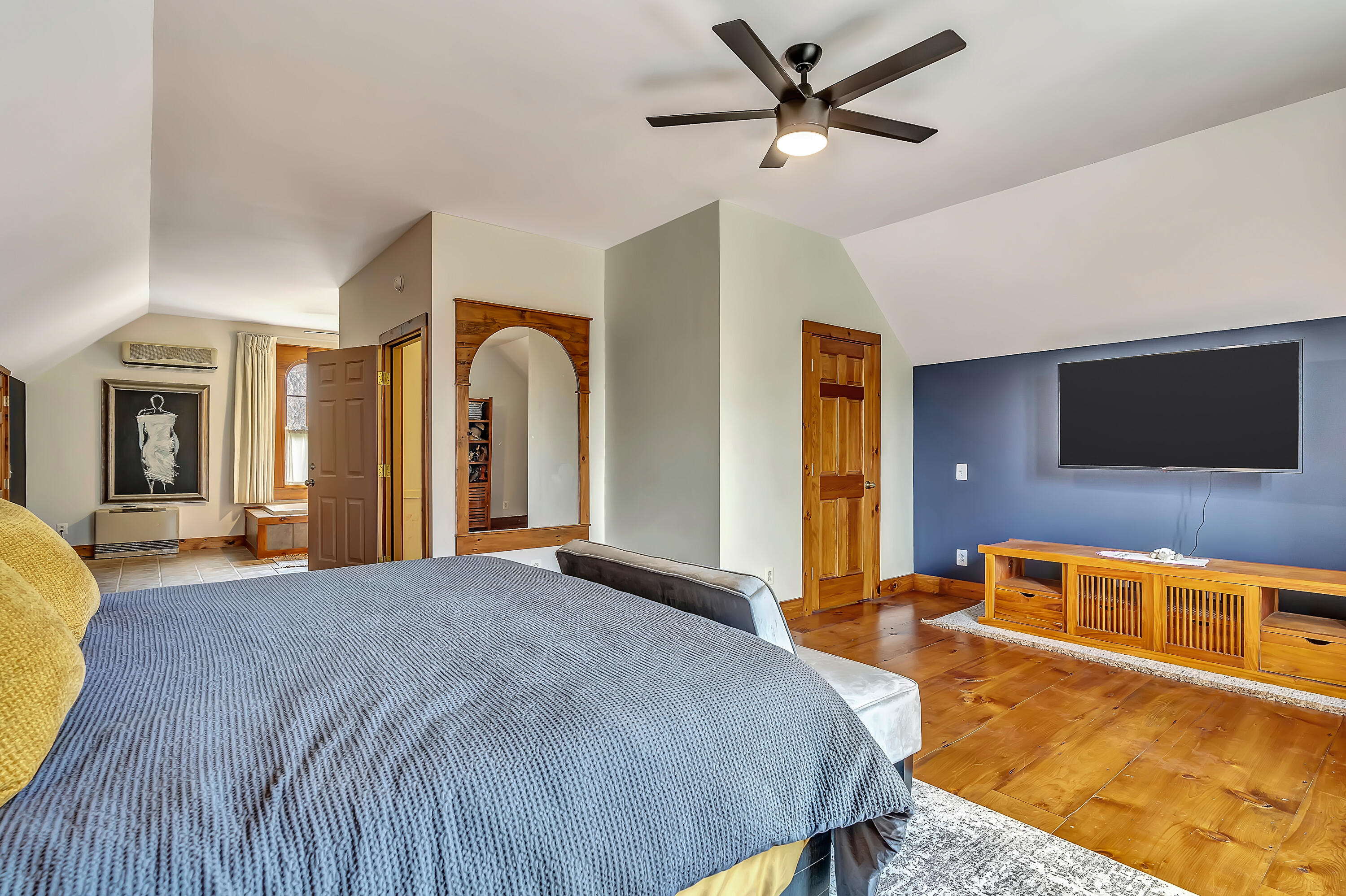 1024 Meadow Road Property Photo 76