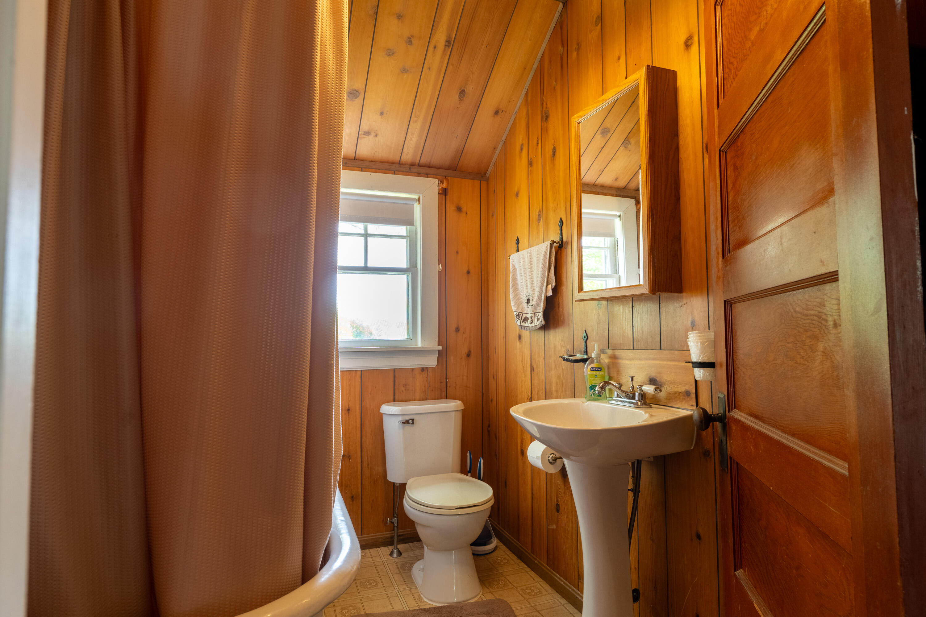 1024 Meadow Road Property Photo 95