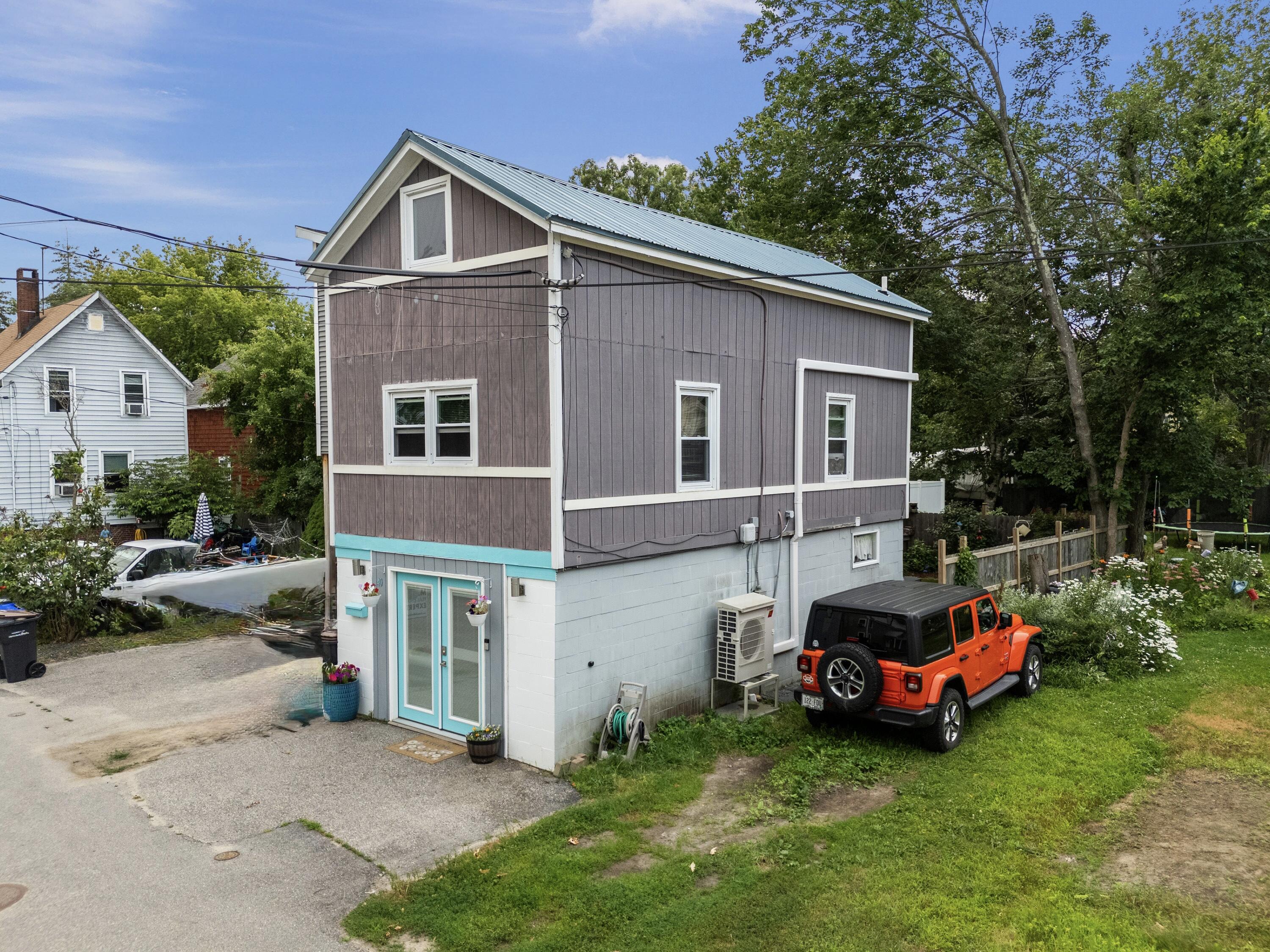 40 11th Street Property Photo 1