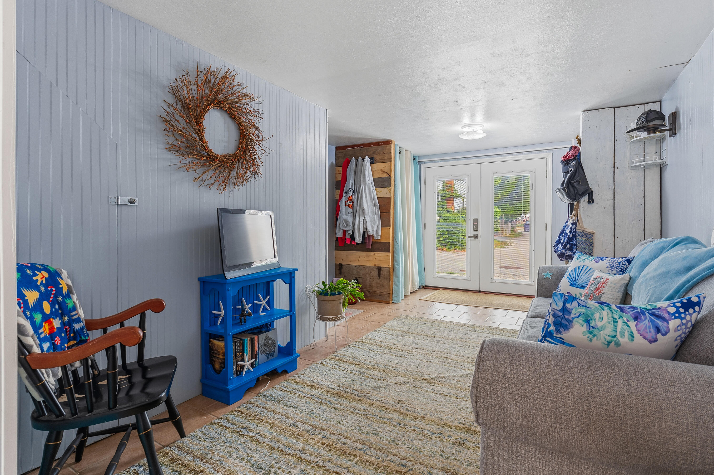 40 11th Street Property Photo 12