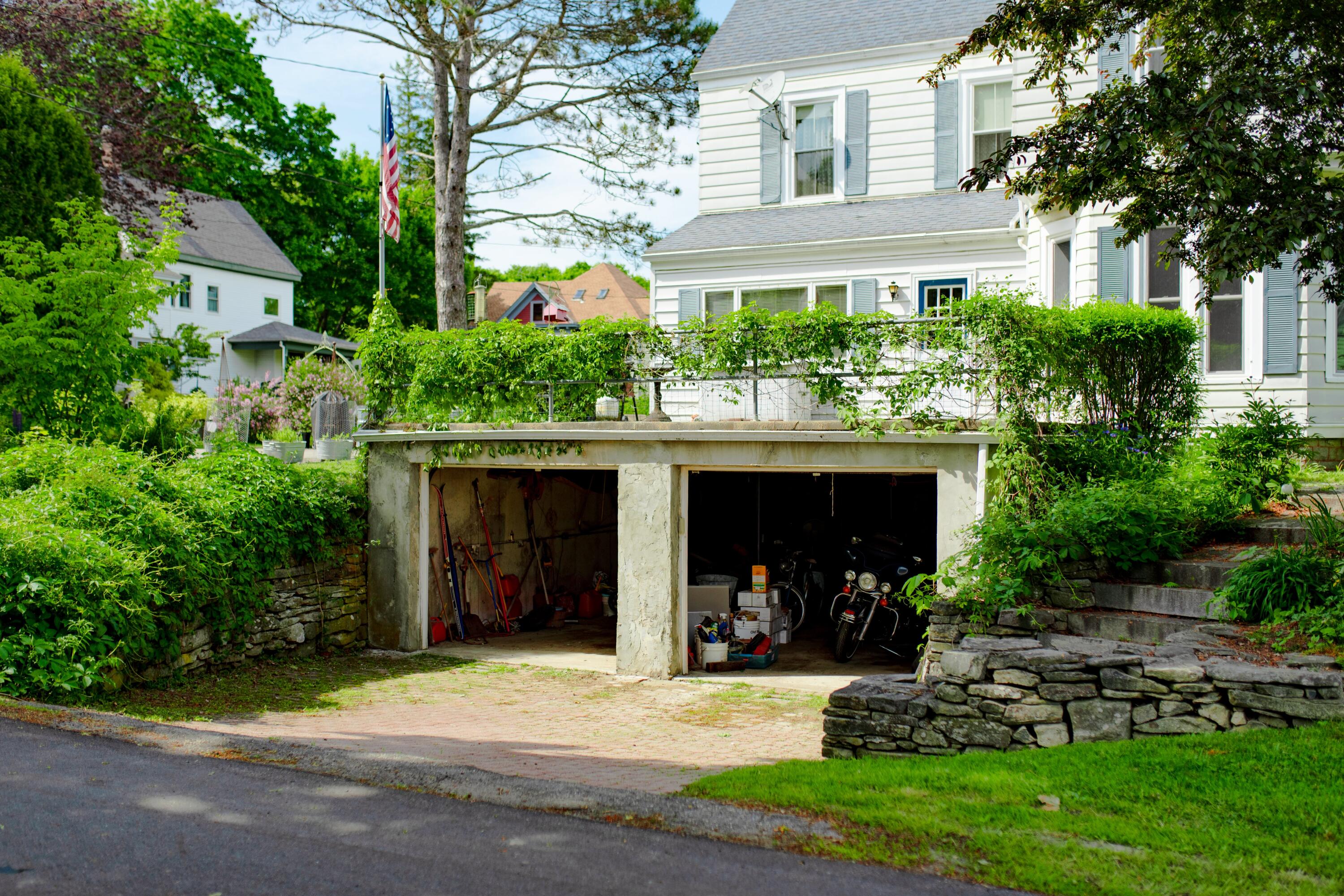 12 Lincoln Street Property Photo 7