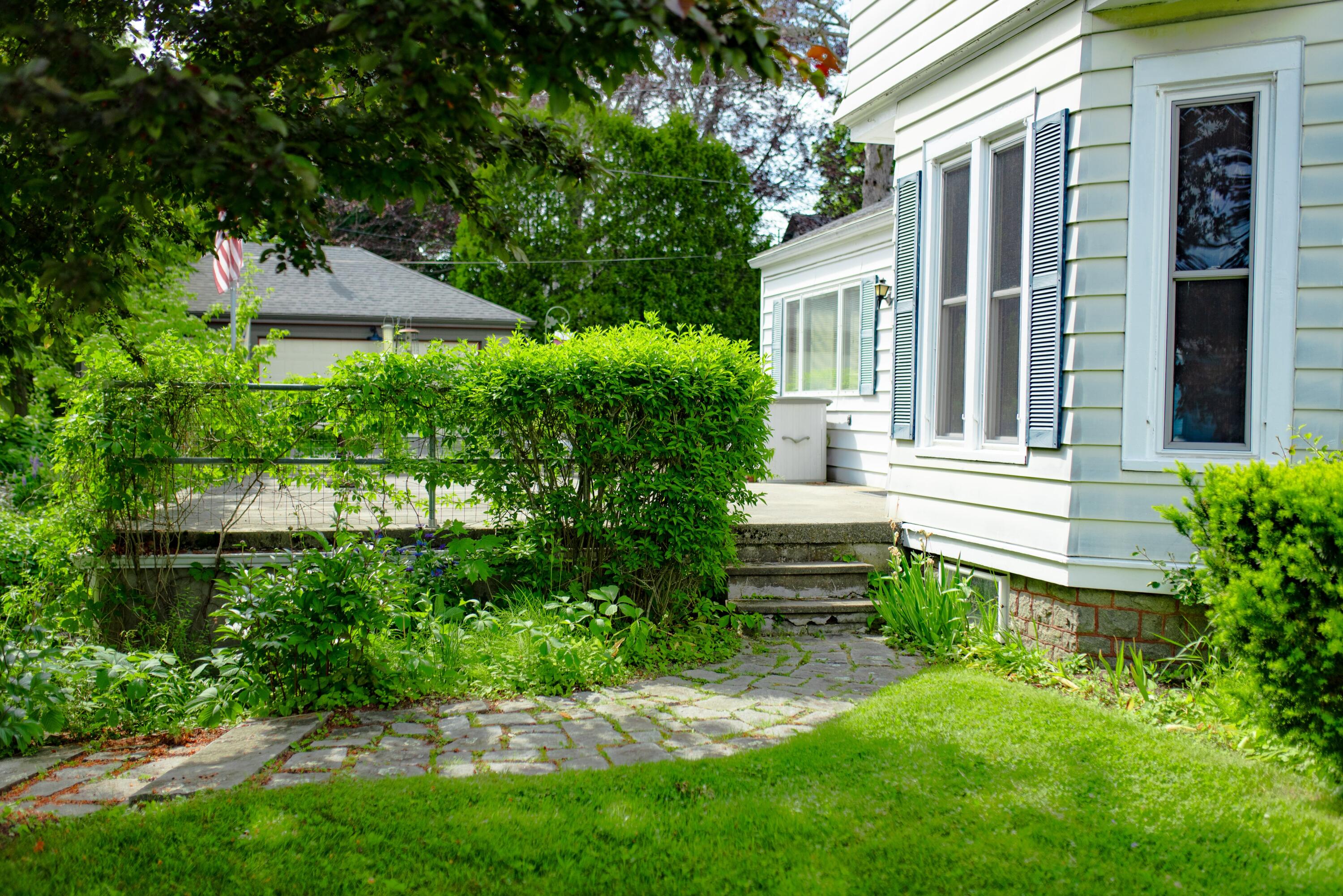 12 Lincoln Street Property Photo 10