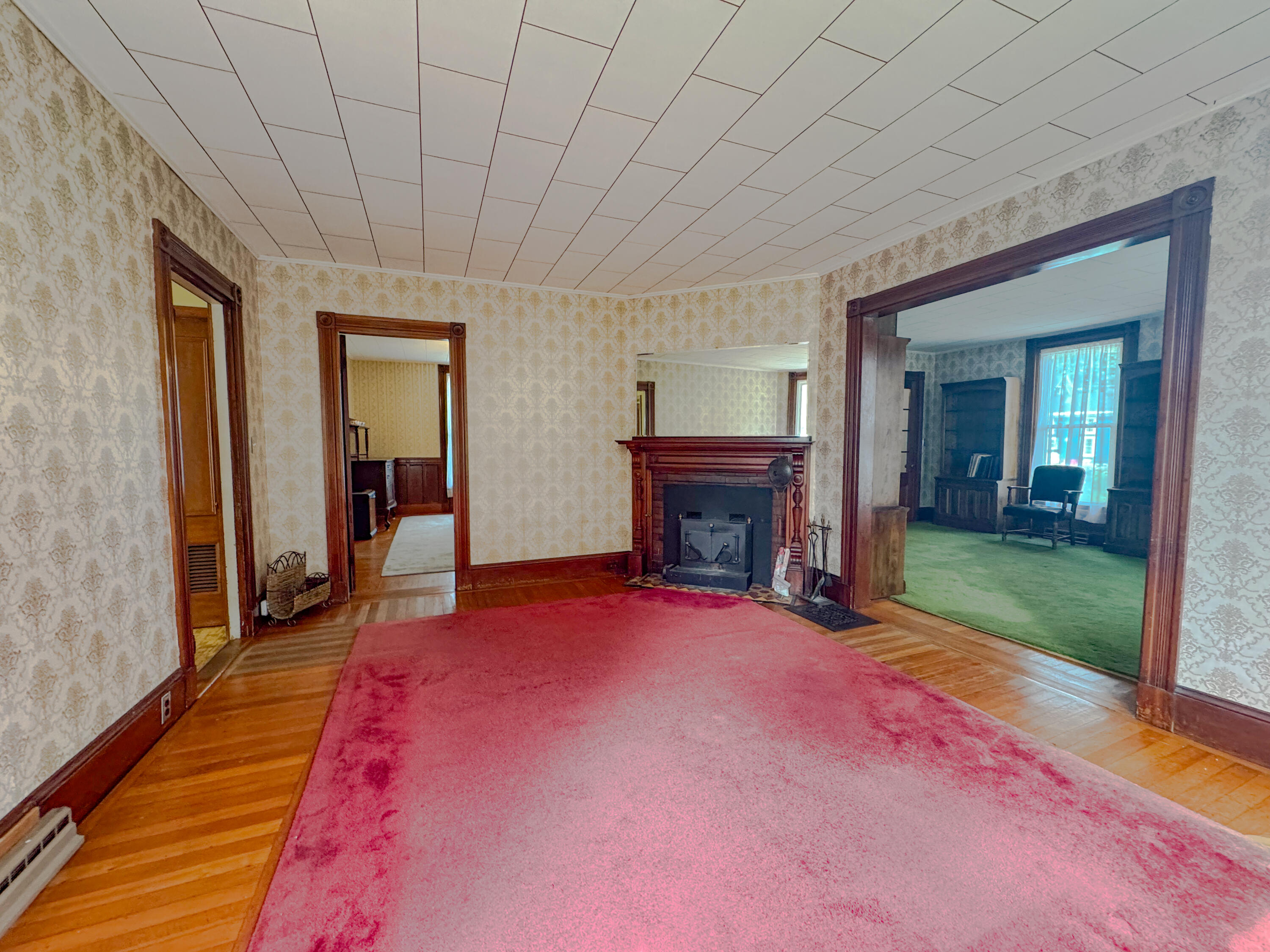 12 Lincoln Street Property Photo 23