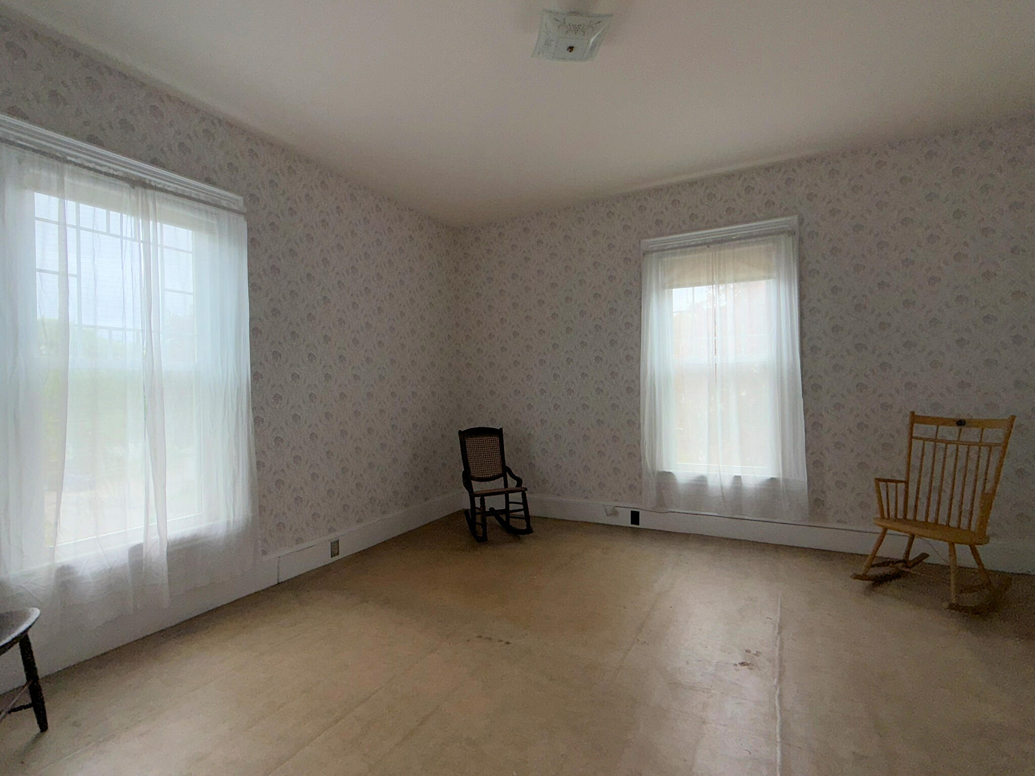 12 Lincoln Street Property Photo 45