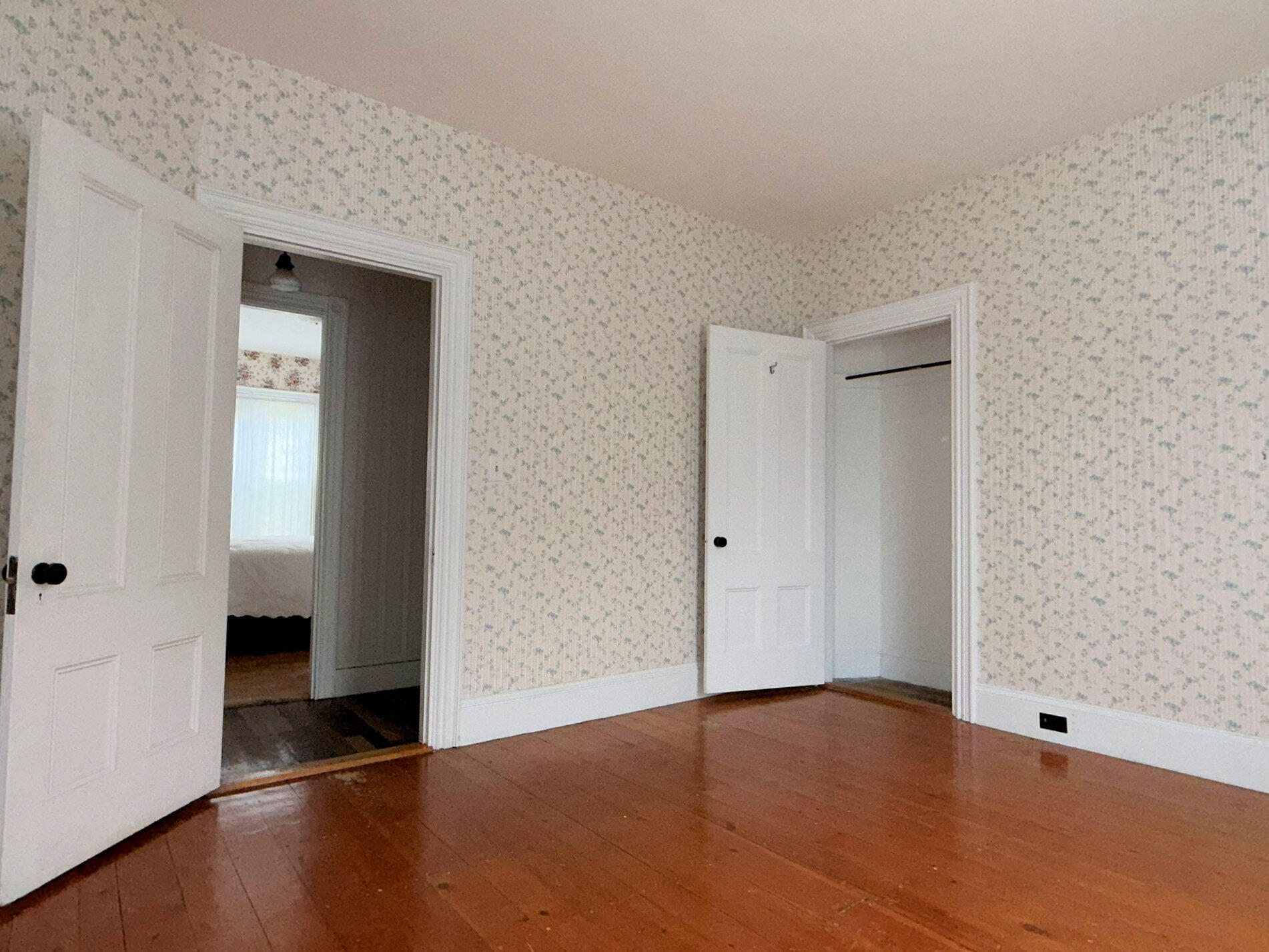 12 Lincoln Street Property Photo 46