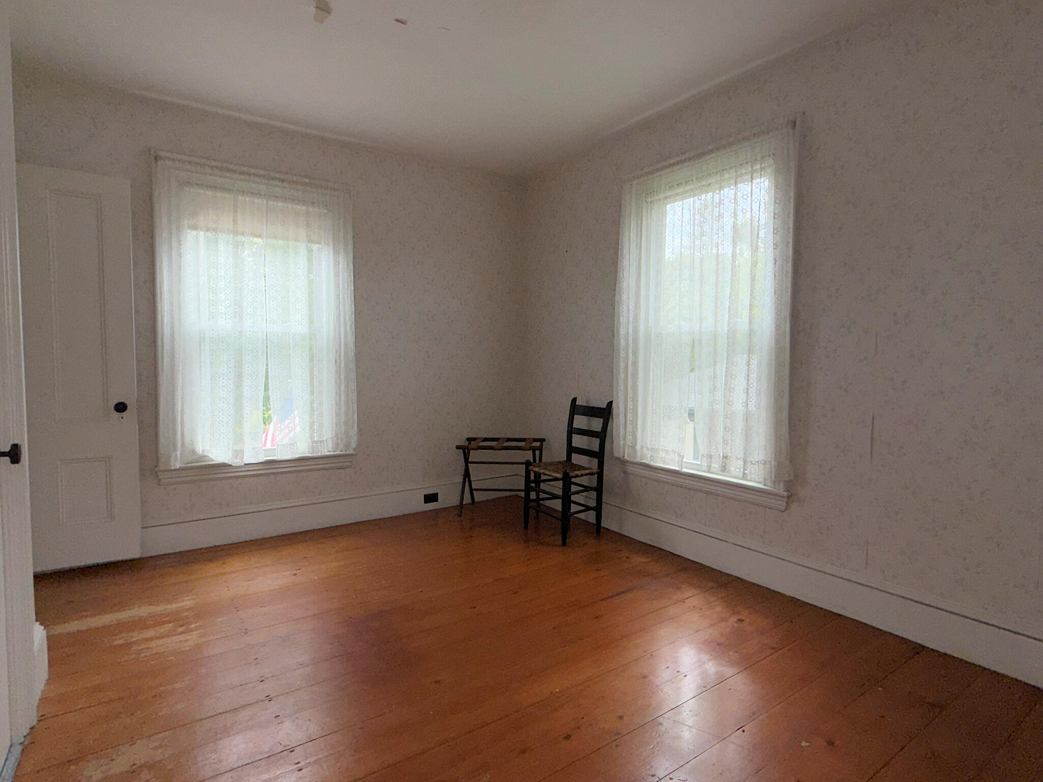 12 Lincoln Street Property Photo 47