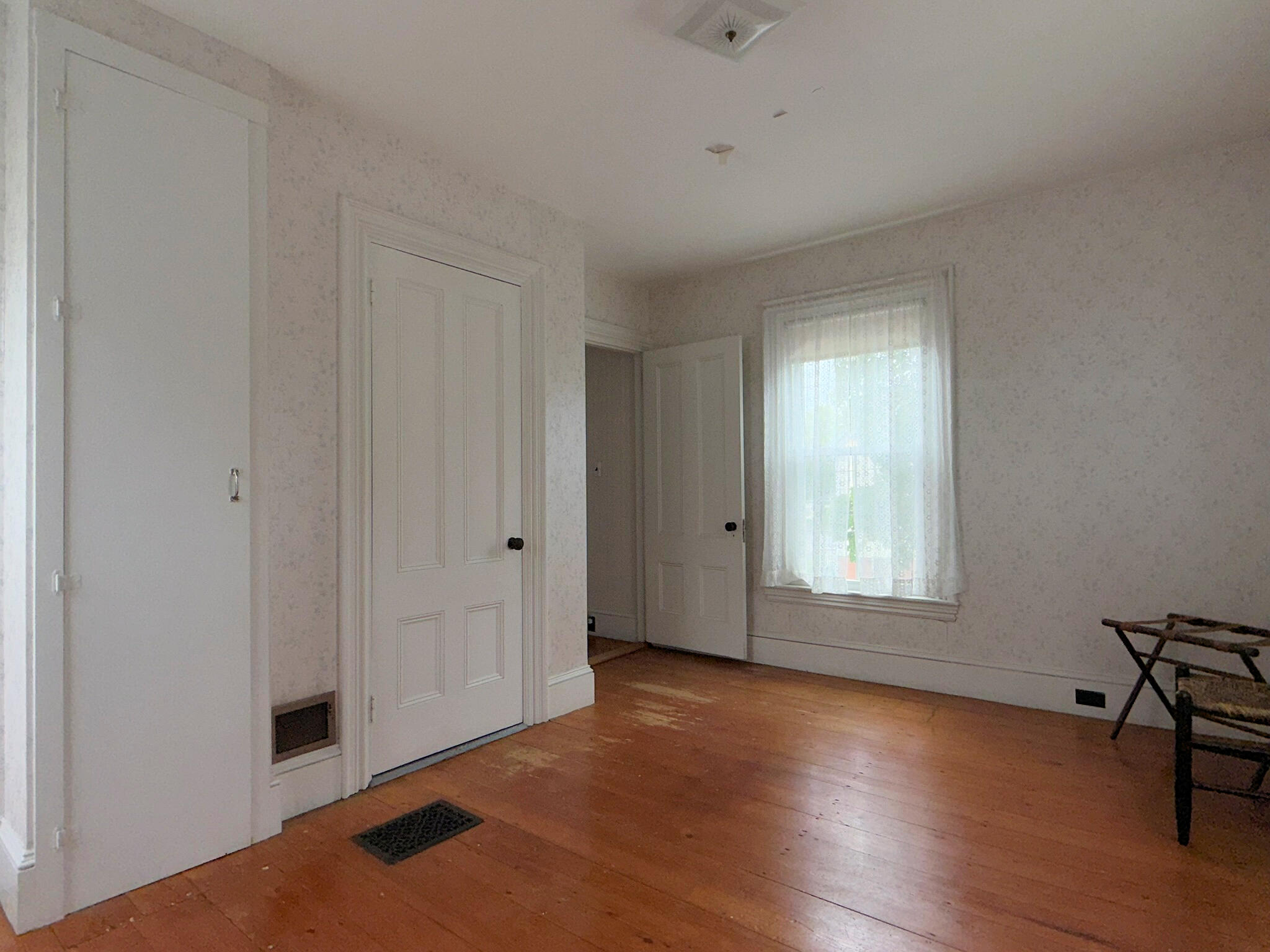 12 Lincoln Street Property Photo 48