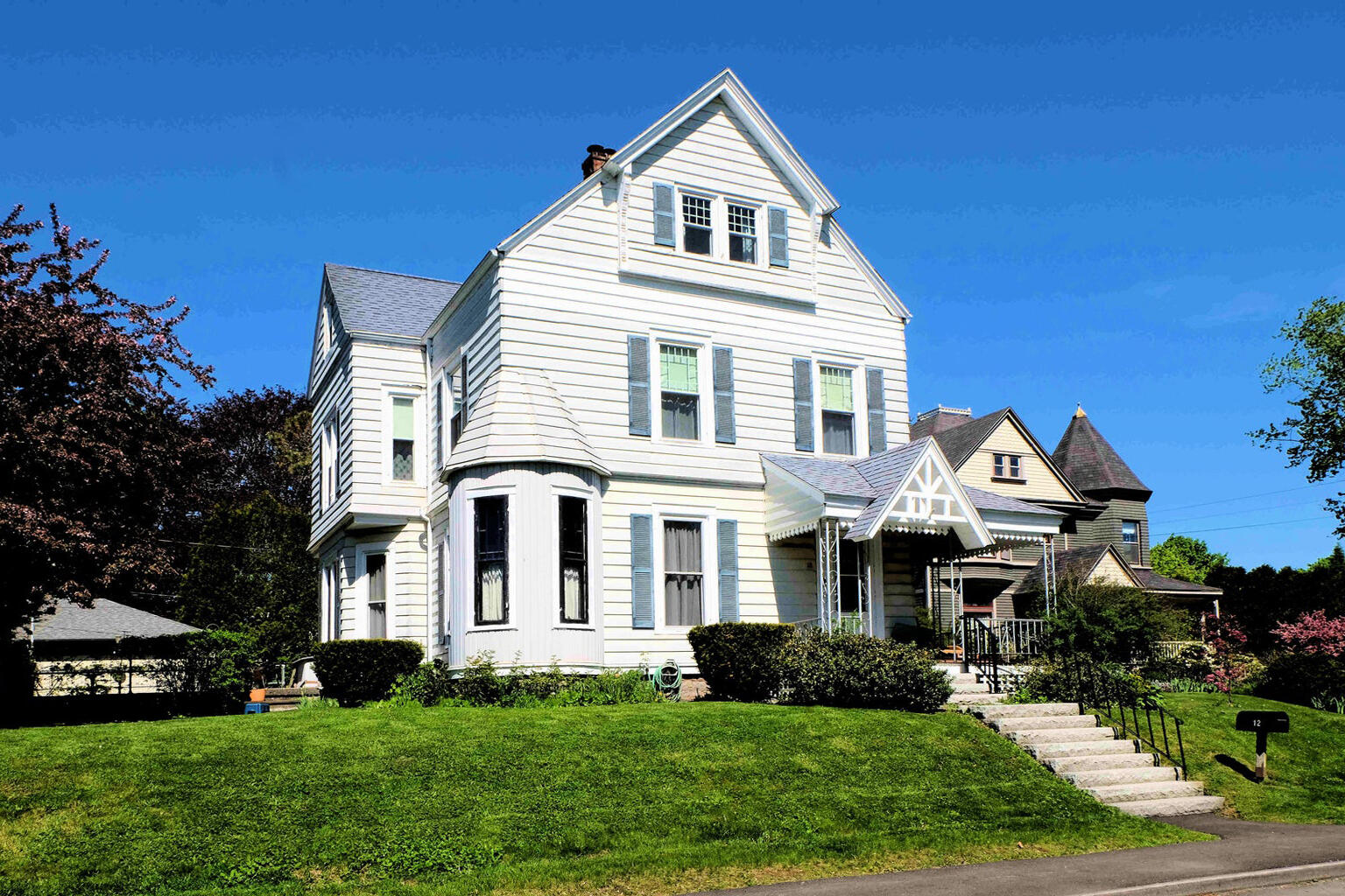 12 Lincoln Street Property Photo 50