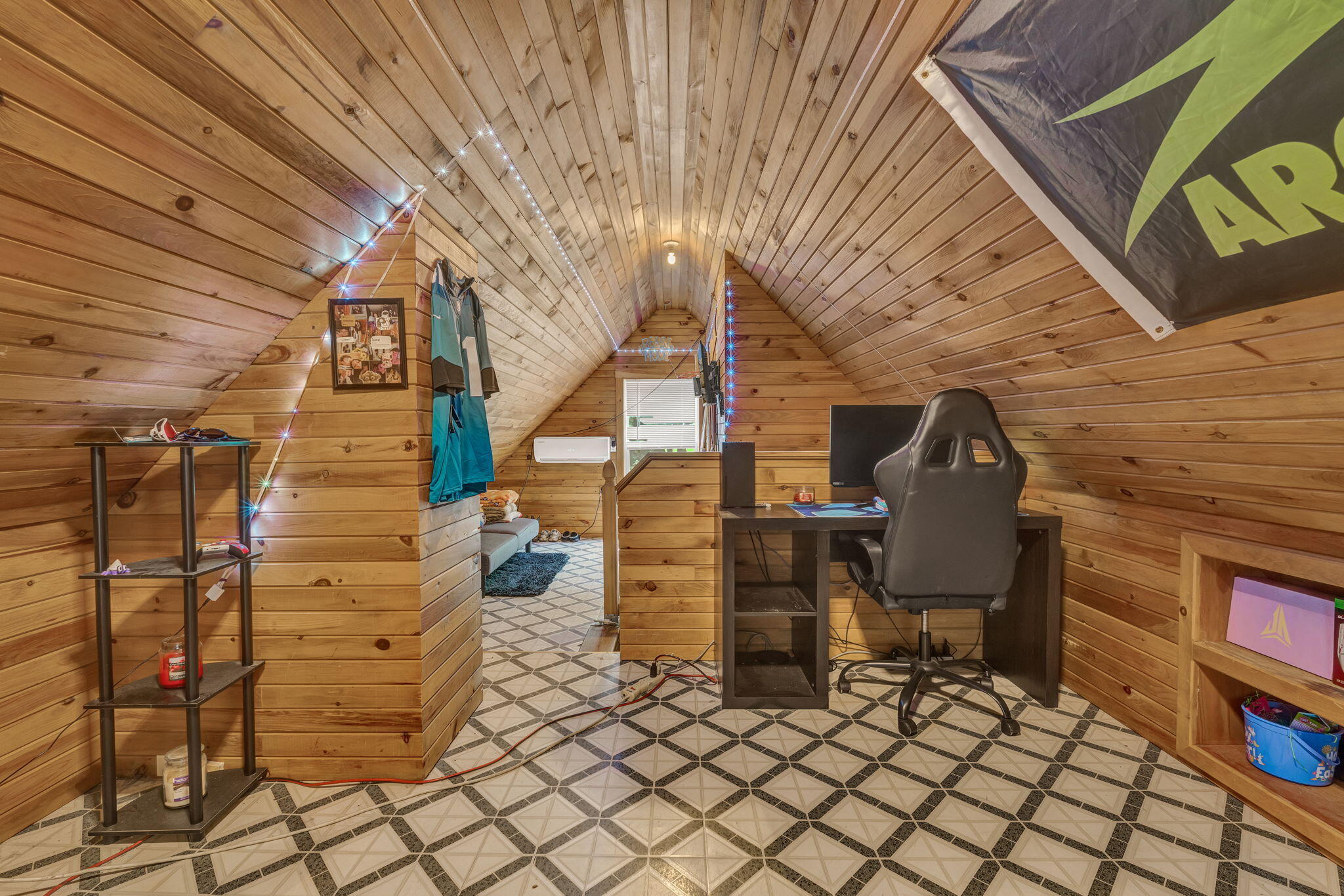 26 Island Avenue Property Photo 18