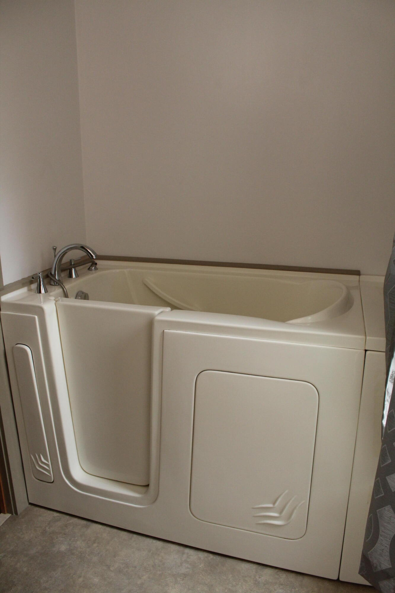 9 Academy Hill Road Property Photo 55