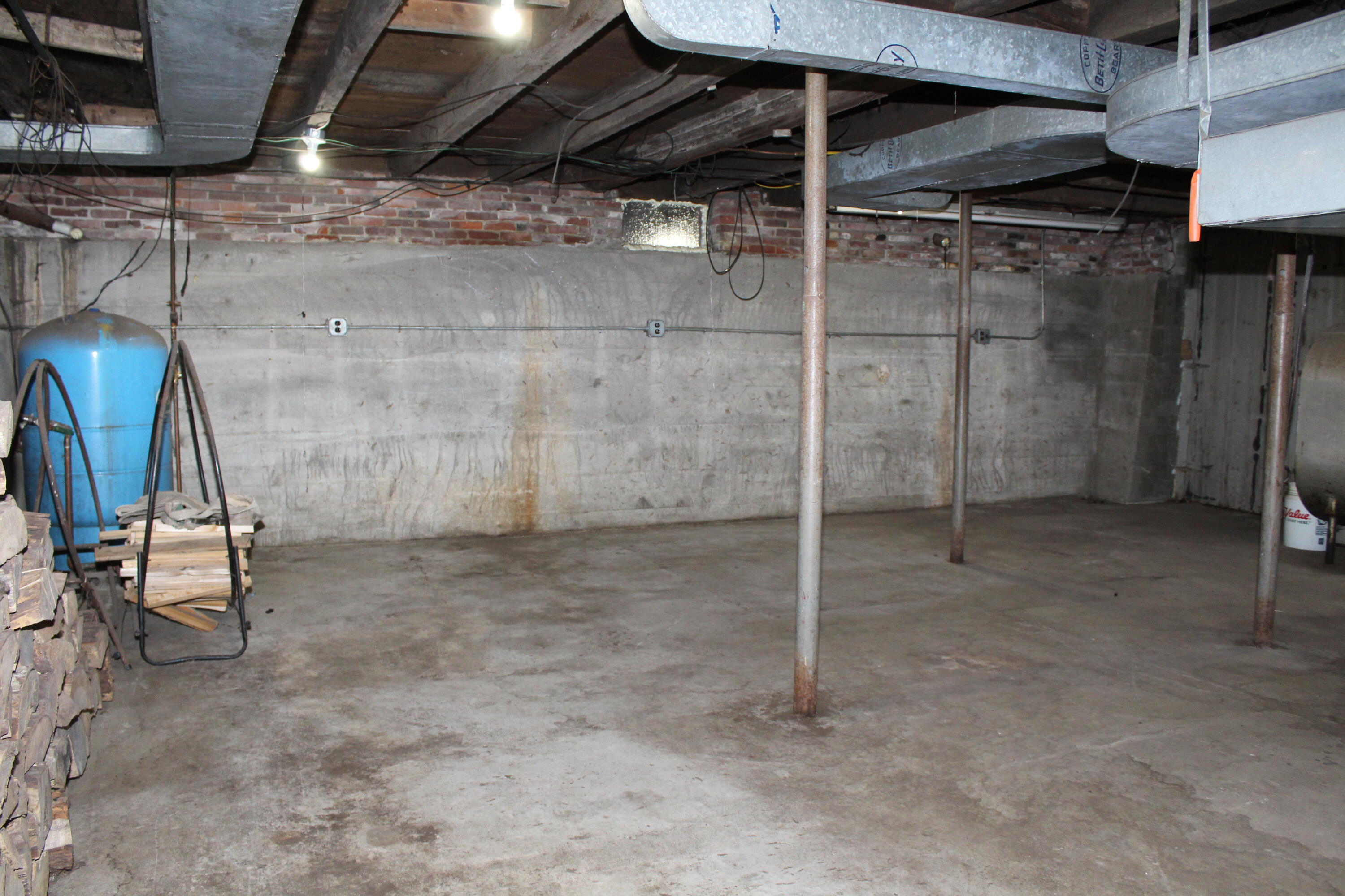 9 Academy Hill Road Property Photo 77