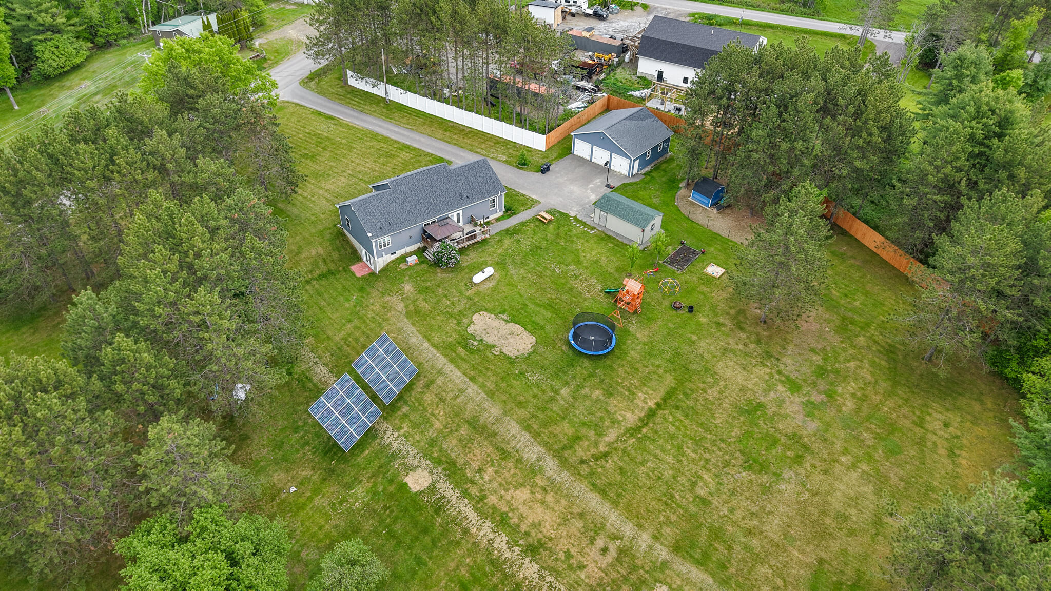 212 S Levant Road Property Photo 6