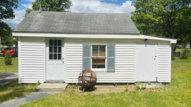549 Roosevelt Trail Property Photo 10