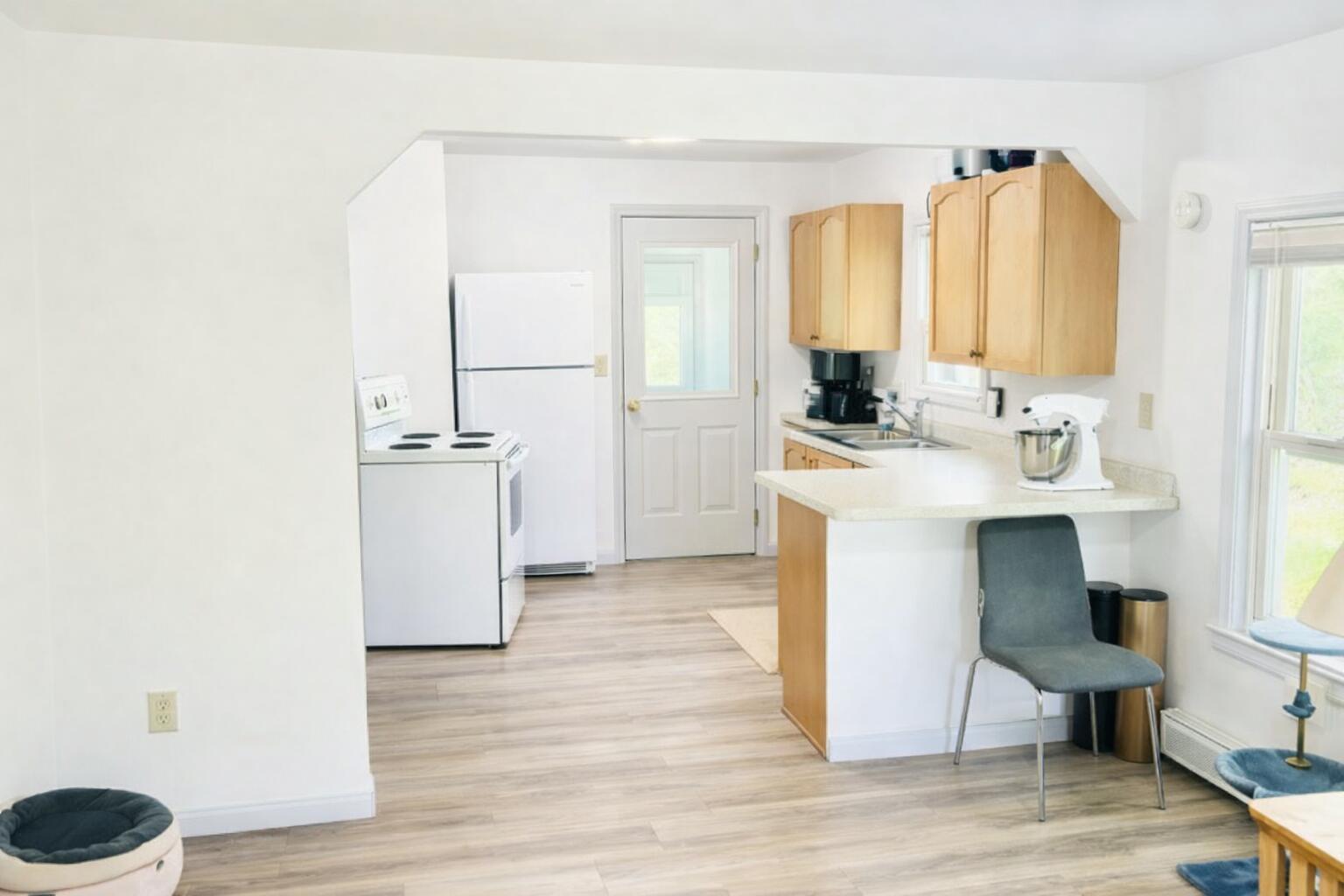 549 Roosevelt Trail Property Photo 13