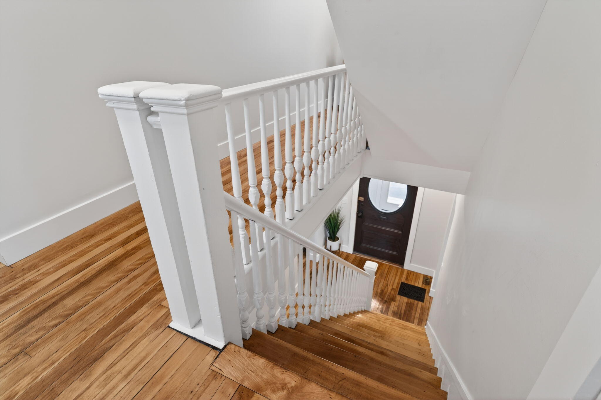 10 Salem Court Property Photo 32