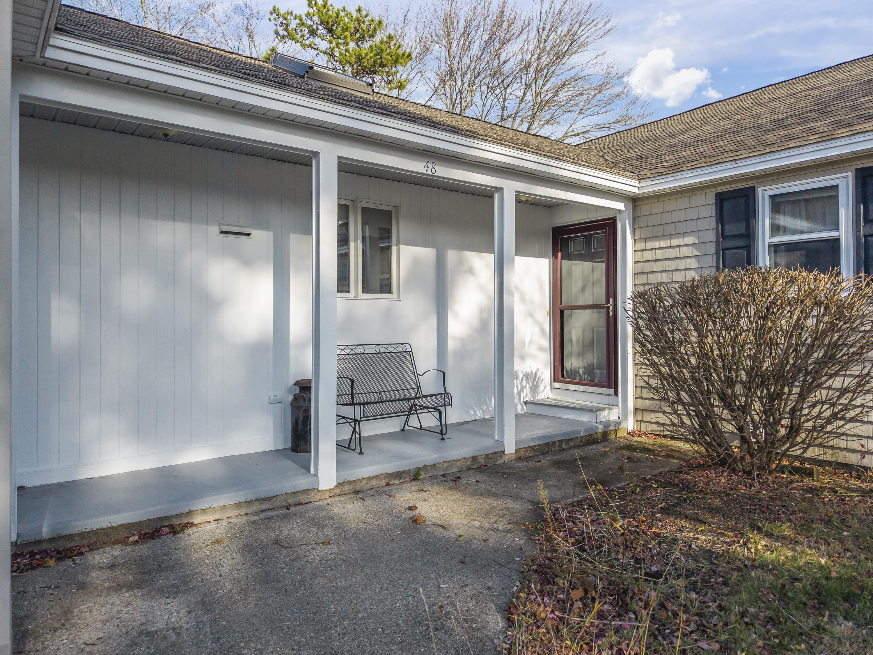 48 Howard Avenue Property Photo 3