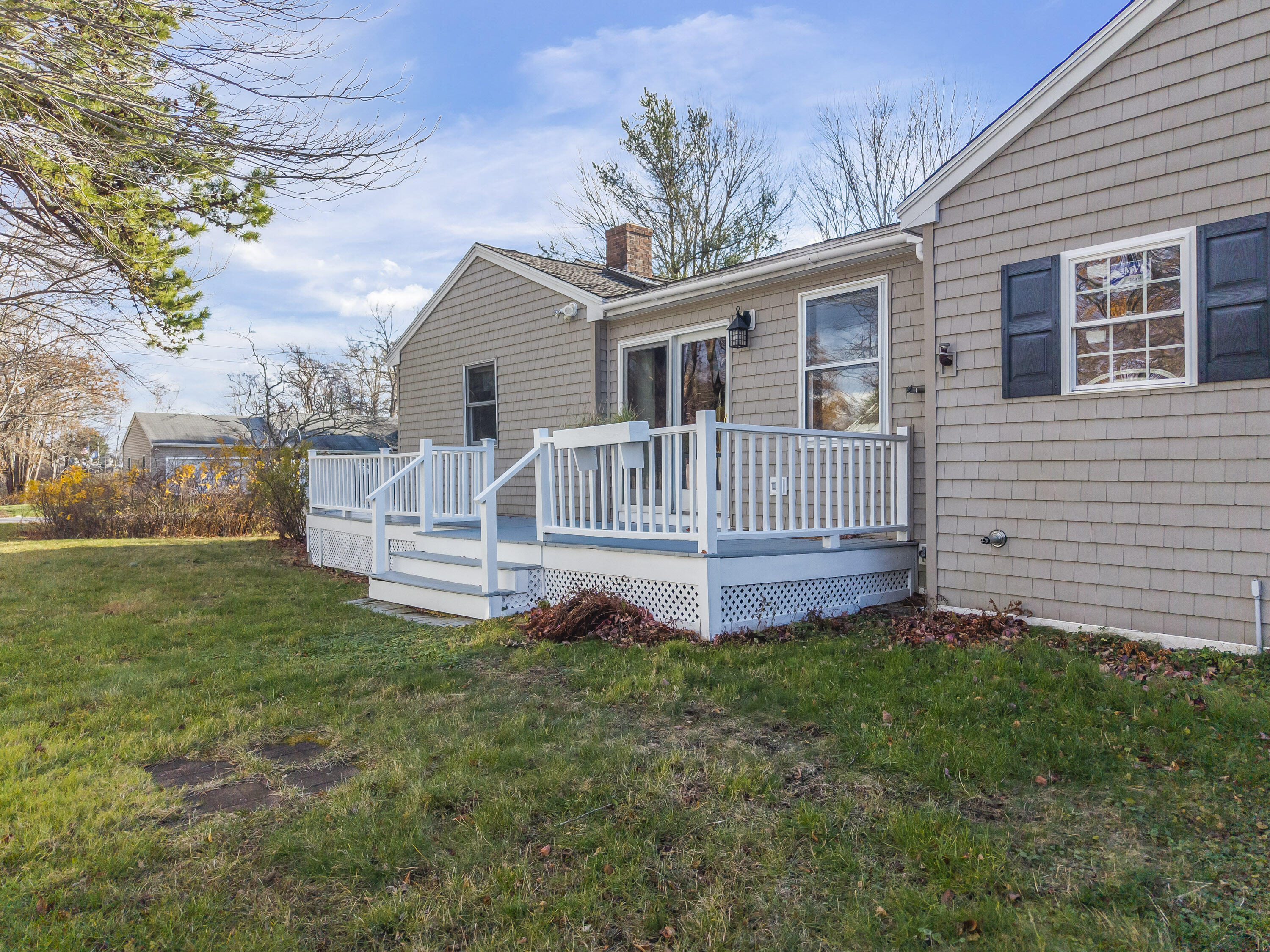 48 Howard Avenue Property Photo 5