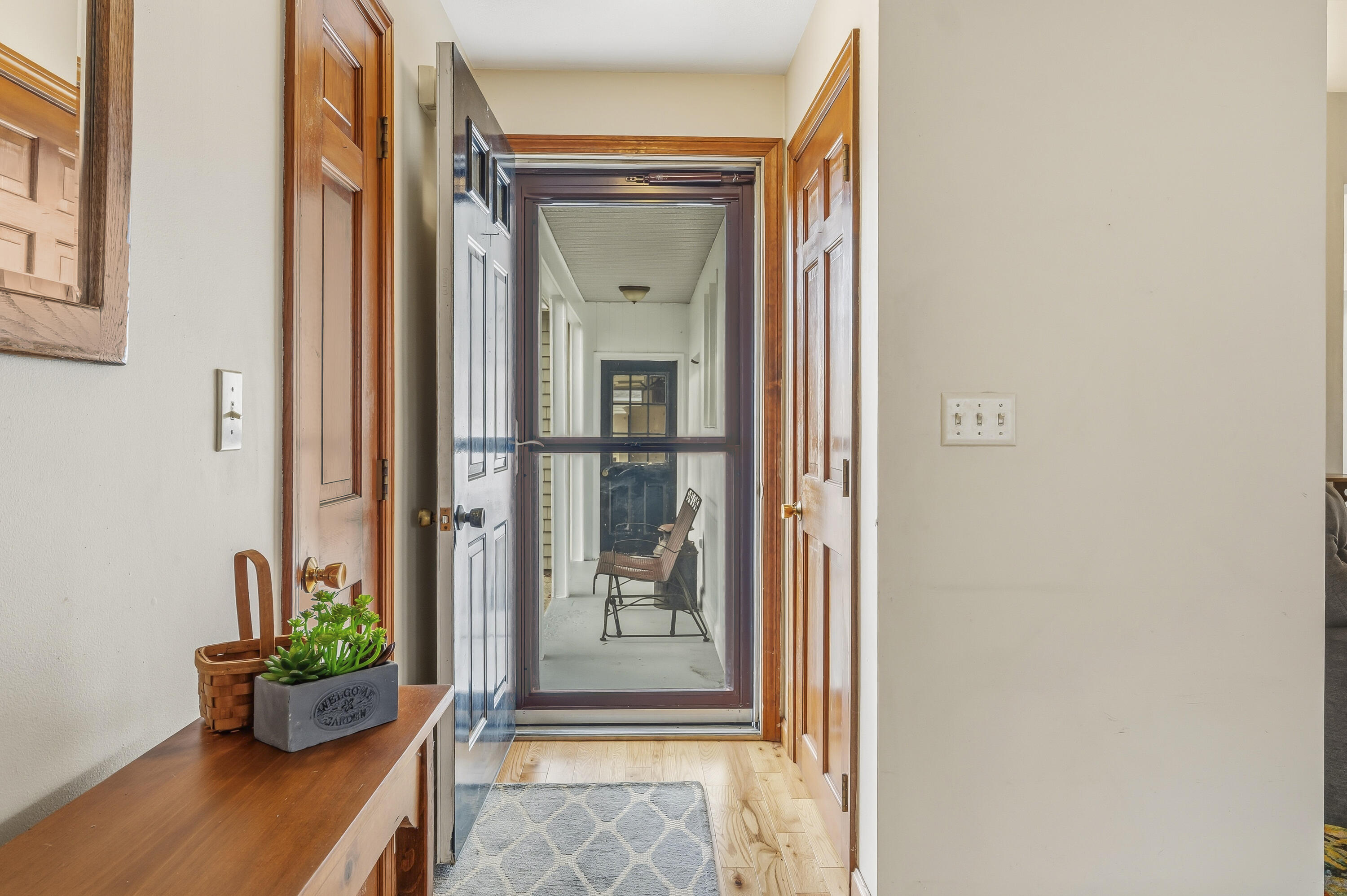 48 Howard Avenue Property Photo 8