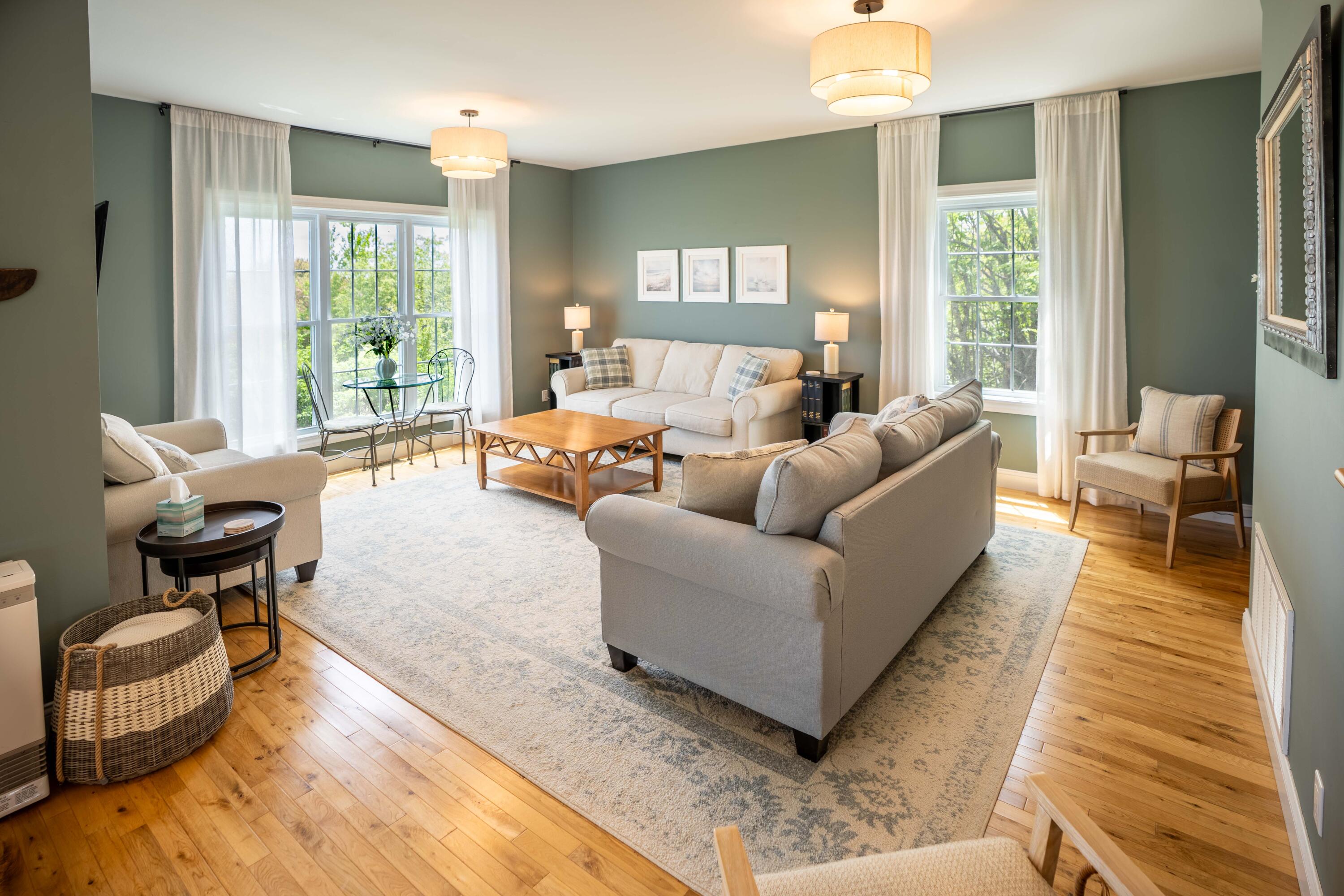 20 Easy Street Property Photo 17