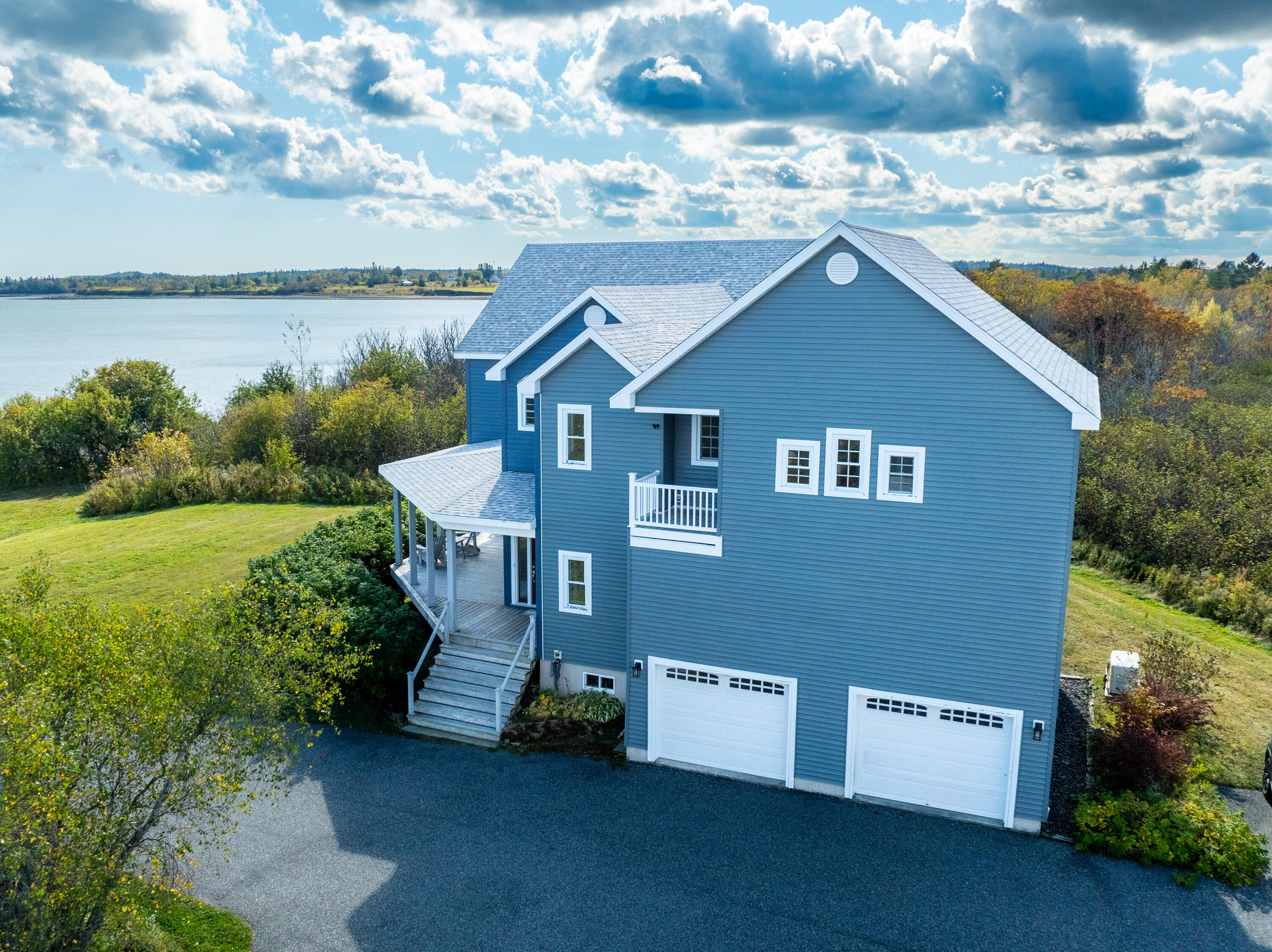 20 Easy Street Property Photo 56