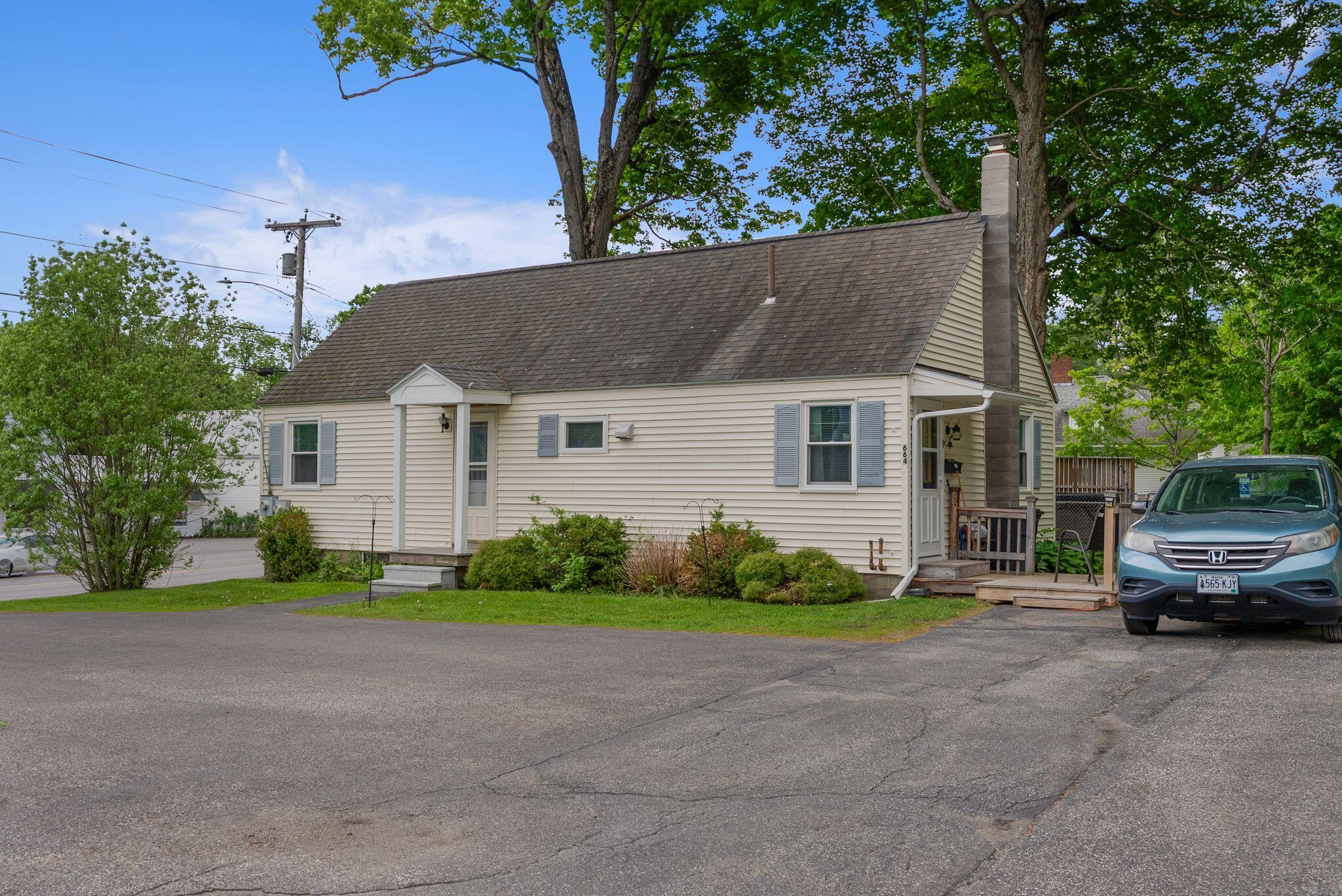 664 Maine Avenue Property Photo 12