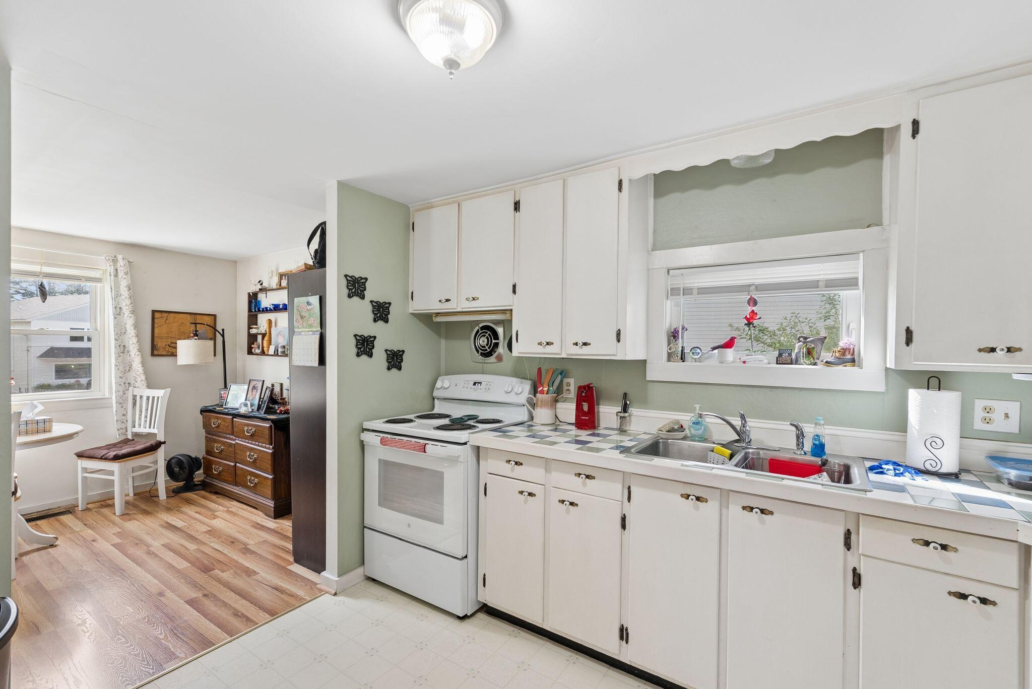 664 Maine Avenue Property Photo 19