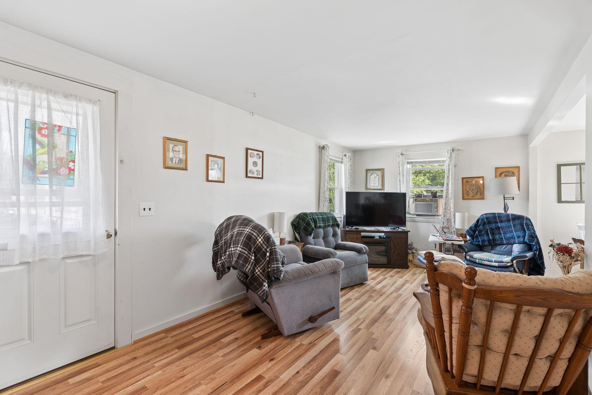 664 Maine Avenue Property Photo 25