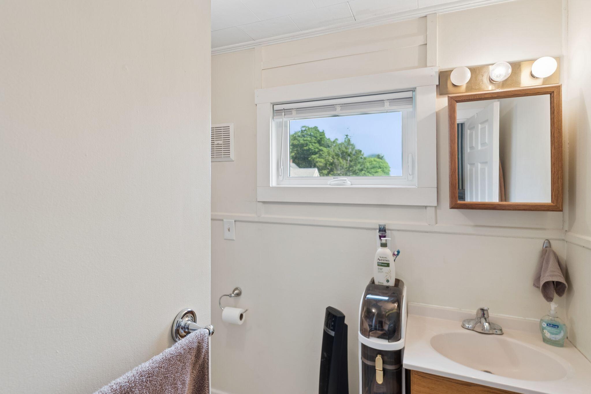 664 Maine Avenue Property Photo 31