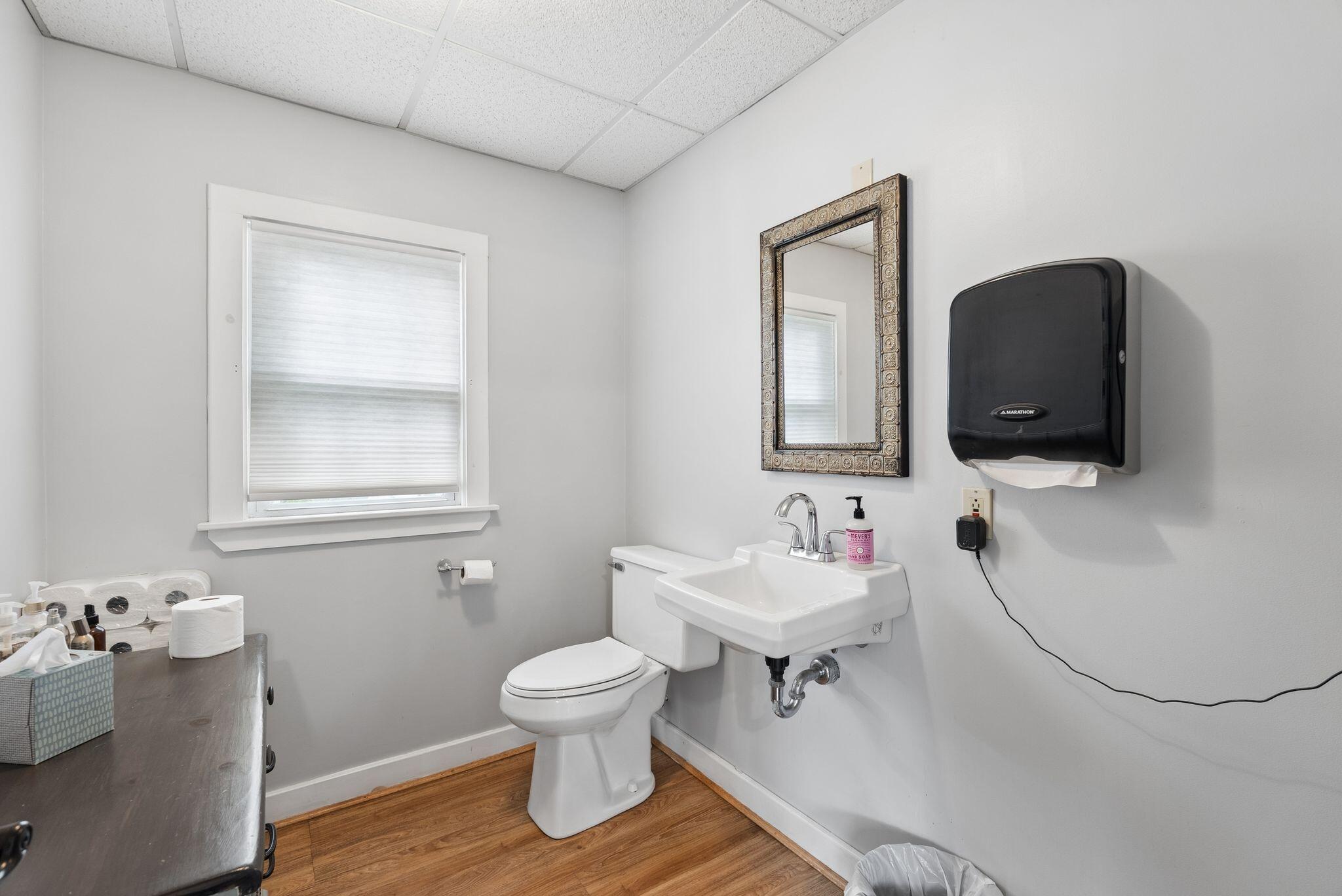 664 Maine Avenue Property Photo 44