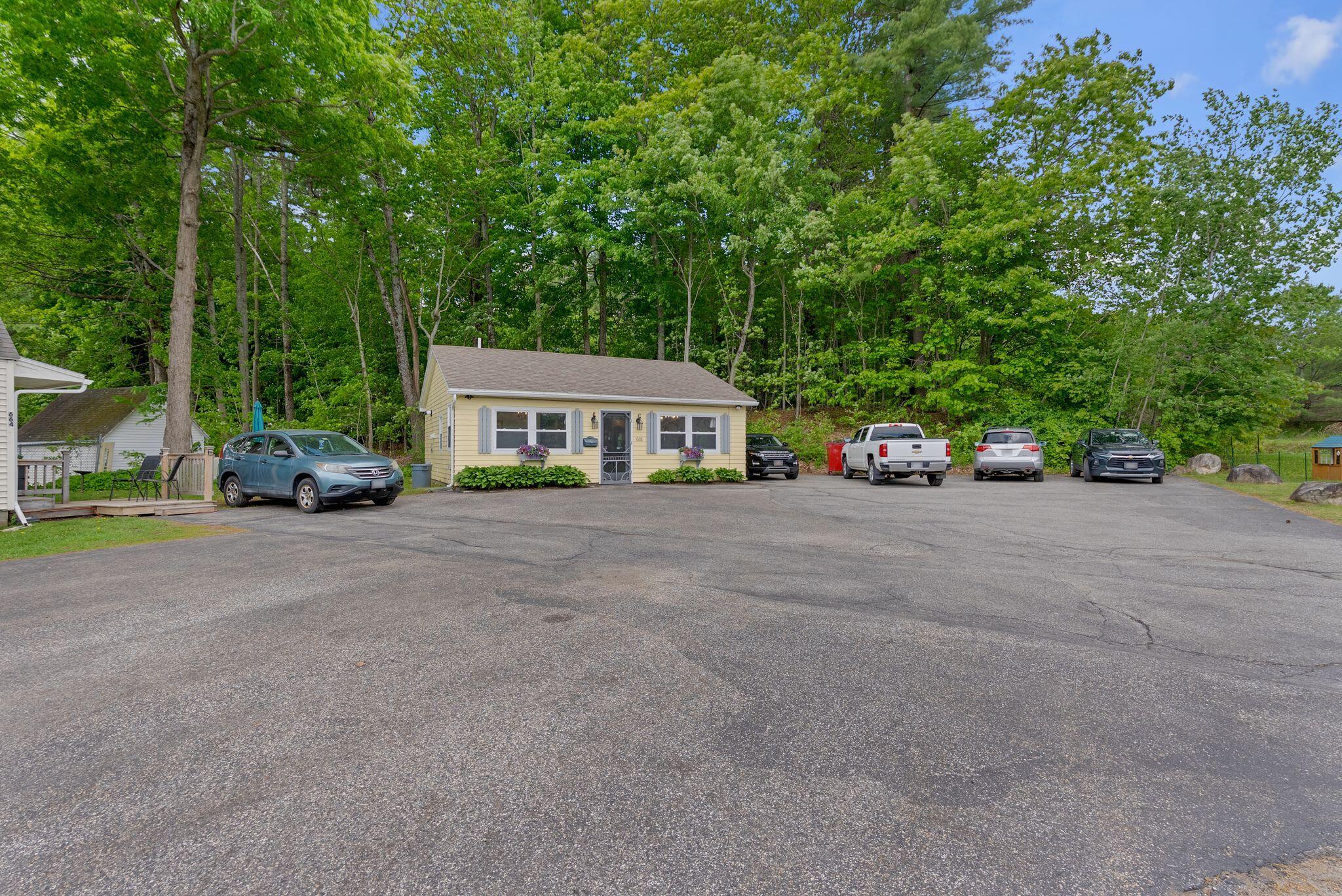 664 Maine Avenue Property Photo 49