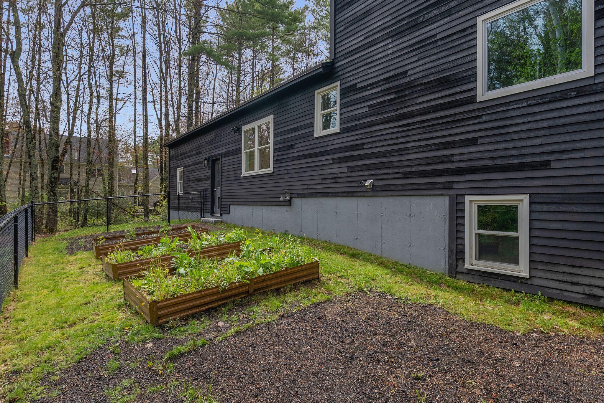 8 Mast Road Property Photo 55