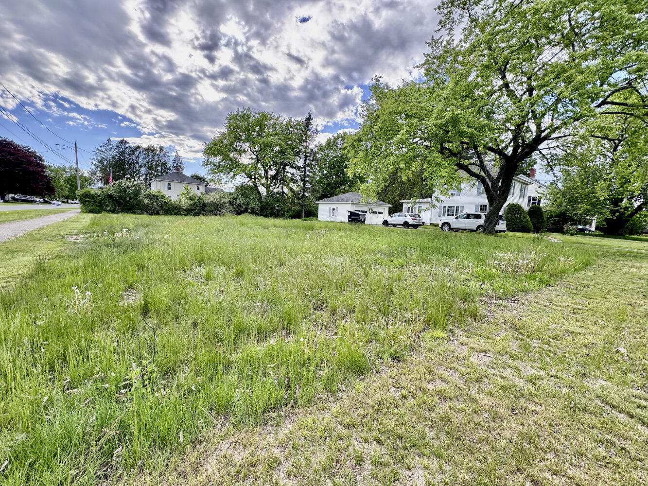 136 North Avenue Property Photo 4