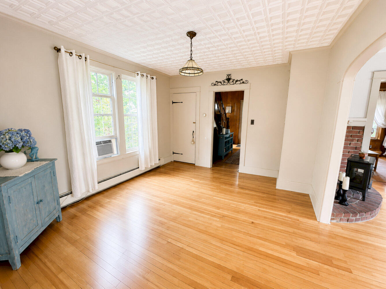 136 North Avenue Property Photo 18