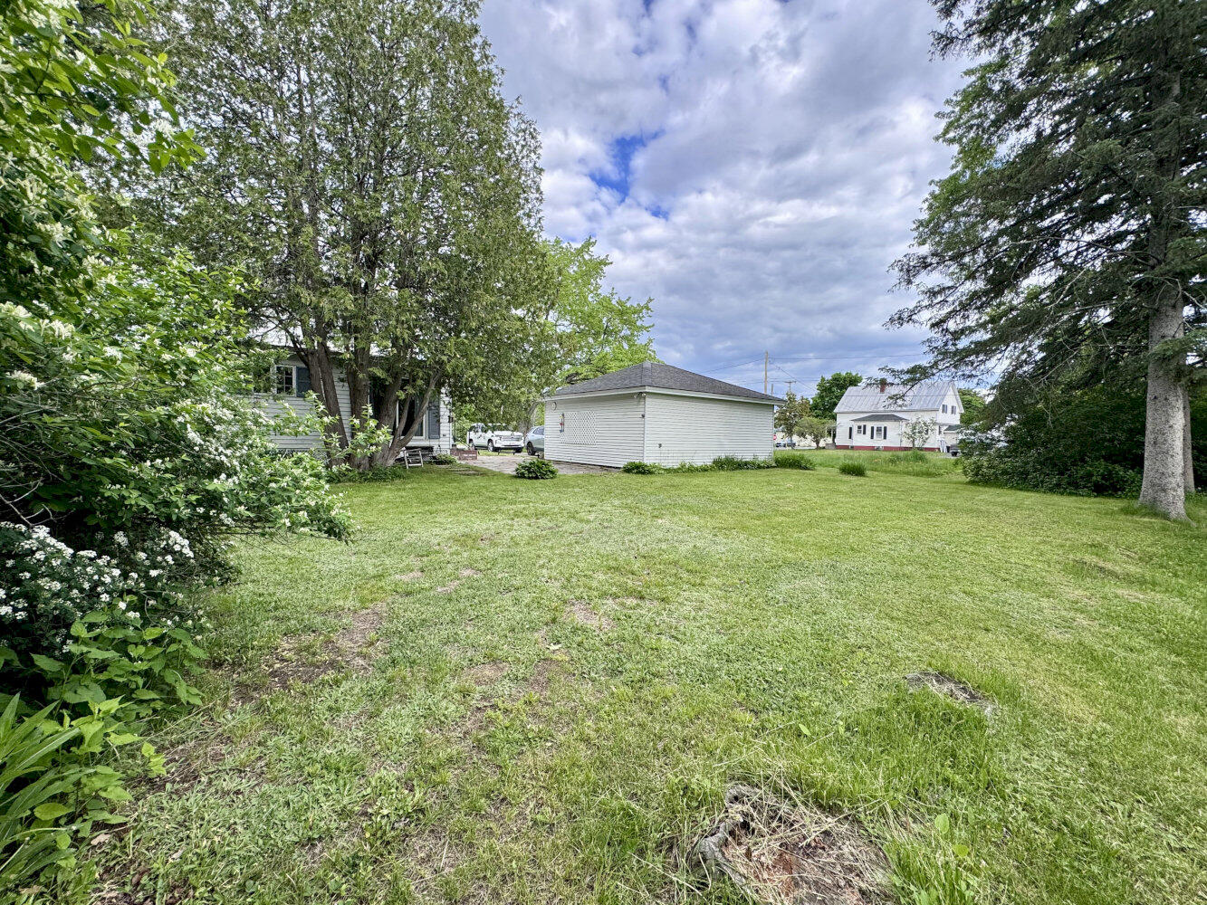 136 North Avenue Property Photo 32