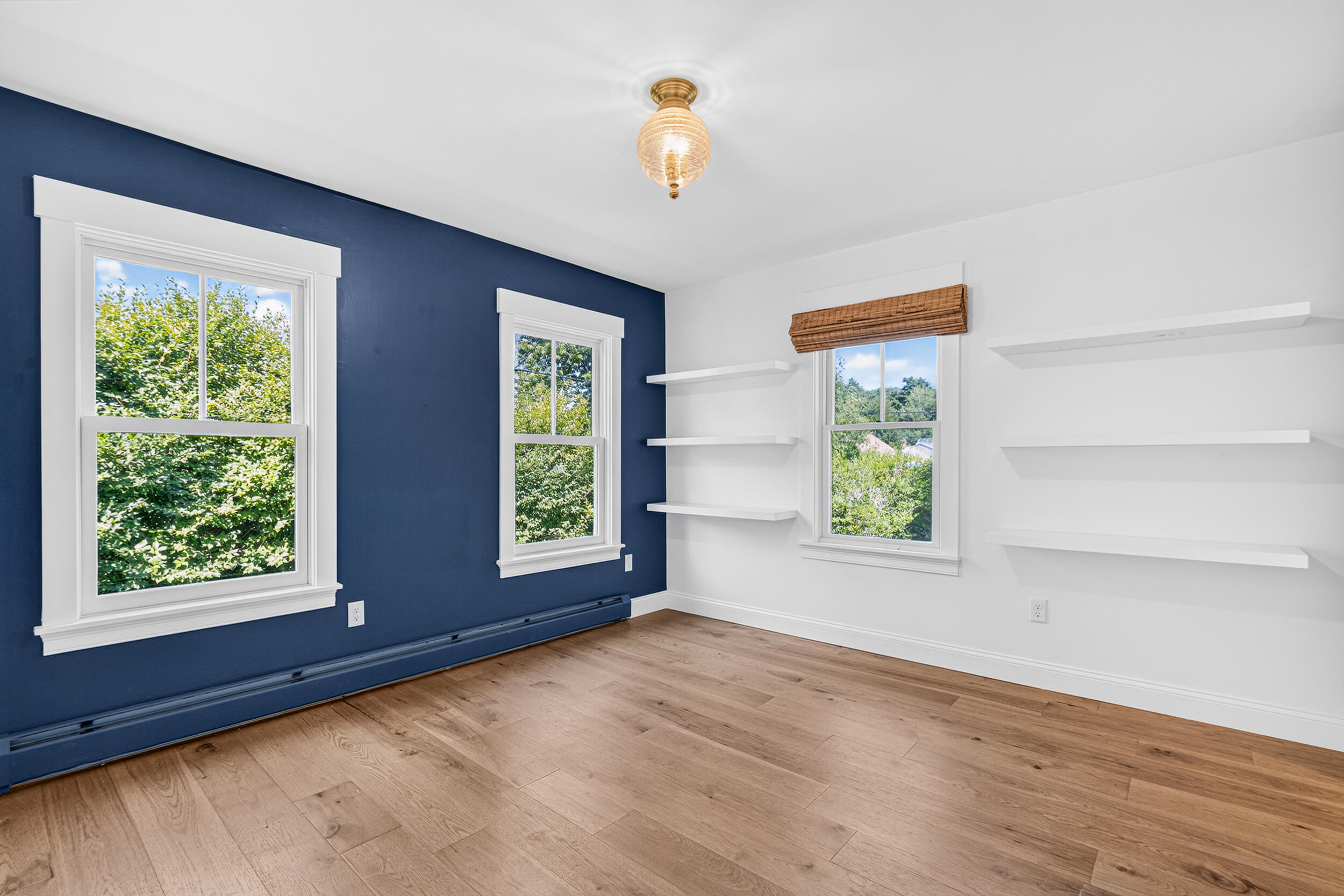 492 W Elm Street Property Photo 18