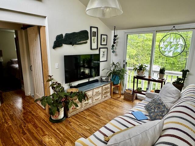 22 Union Street Property Photo 26