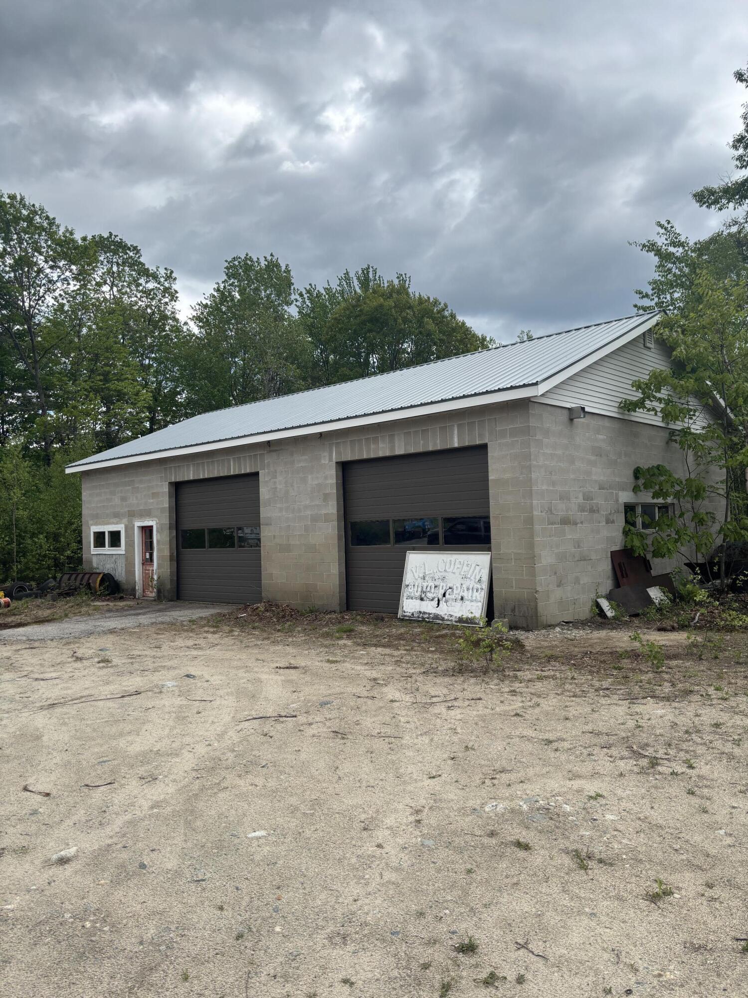 201 Portland Road Property Photo 1