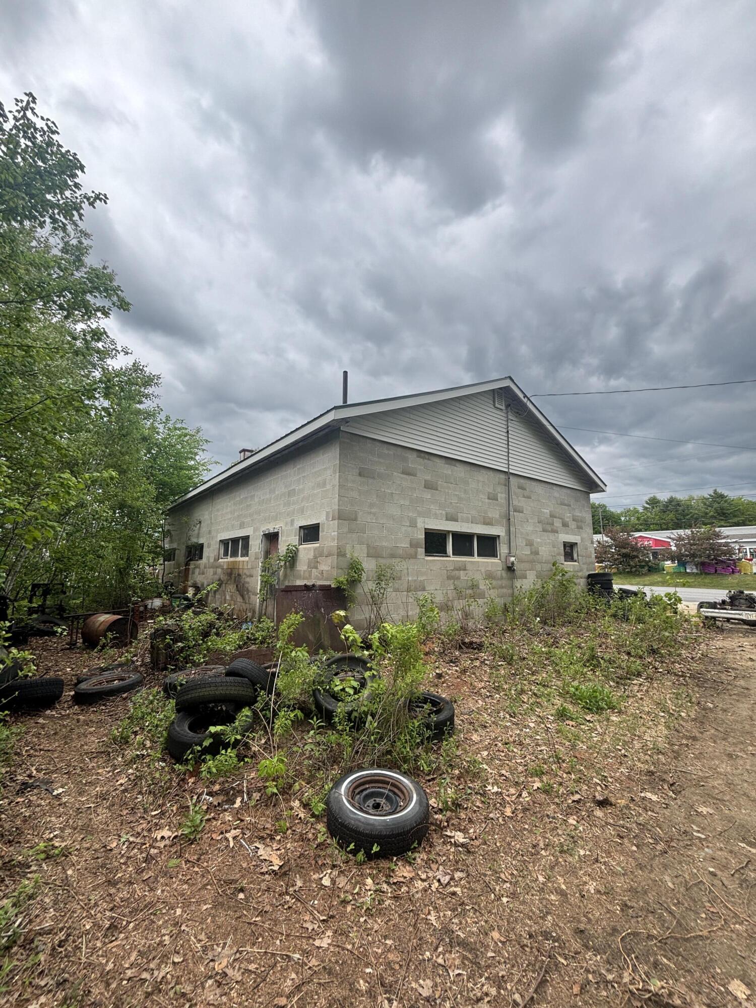 201 Portland Road Property Photo 8