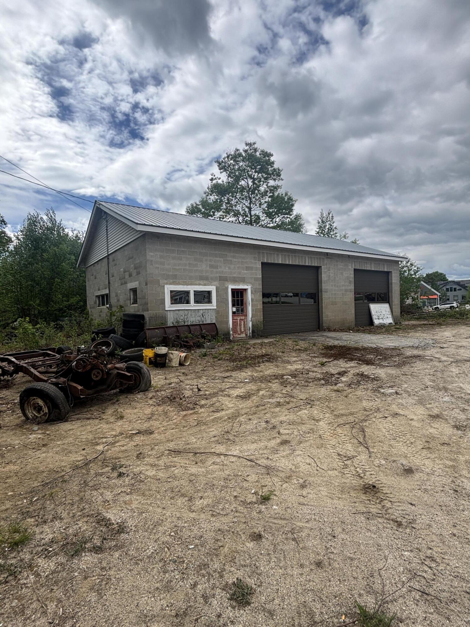 201 Portland Road Property Photo 9