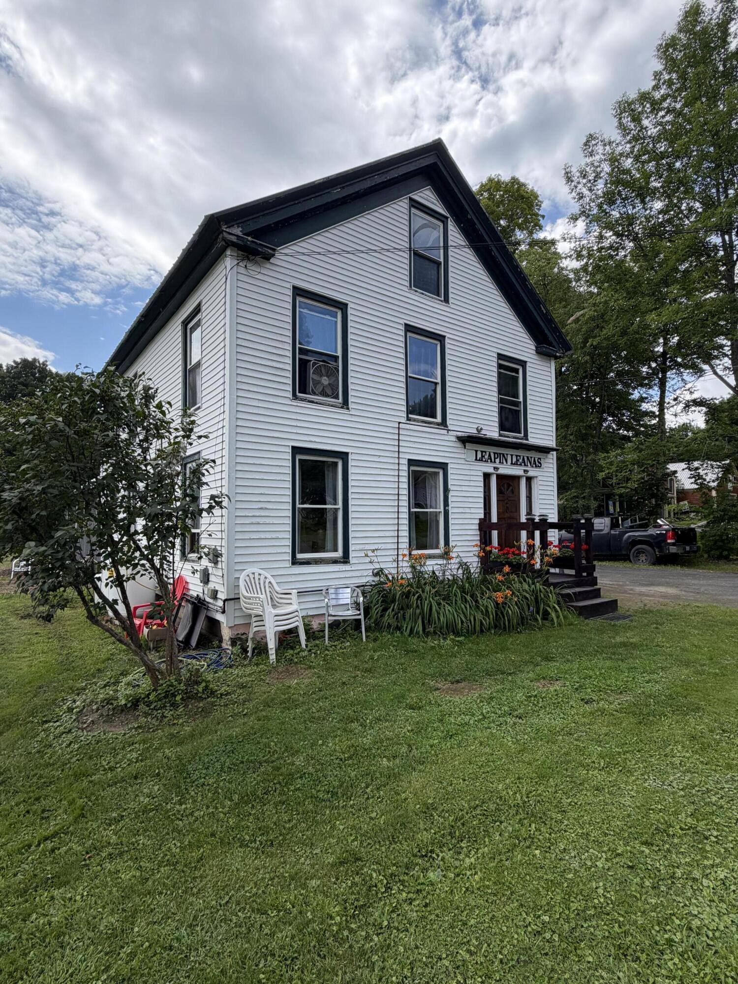 20 Pleasant Street Property Photo 1