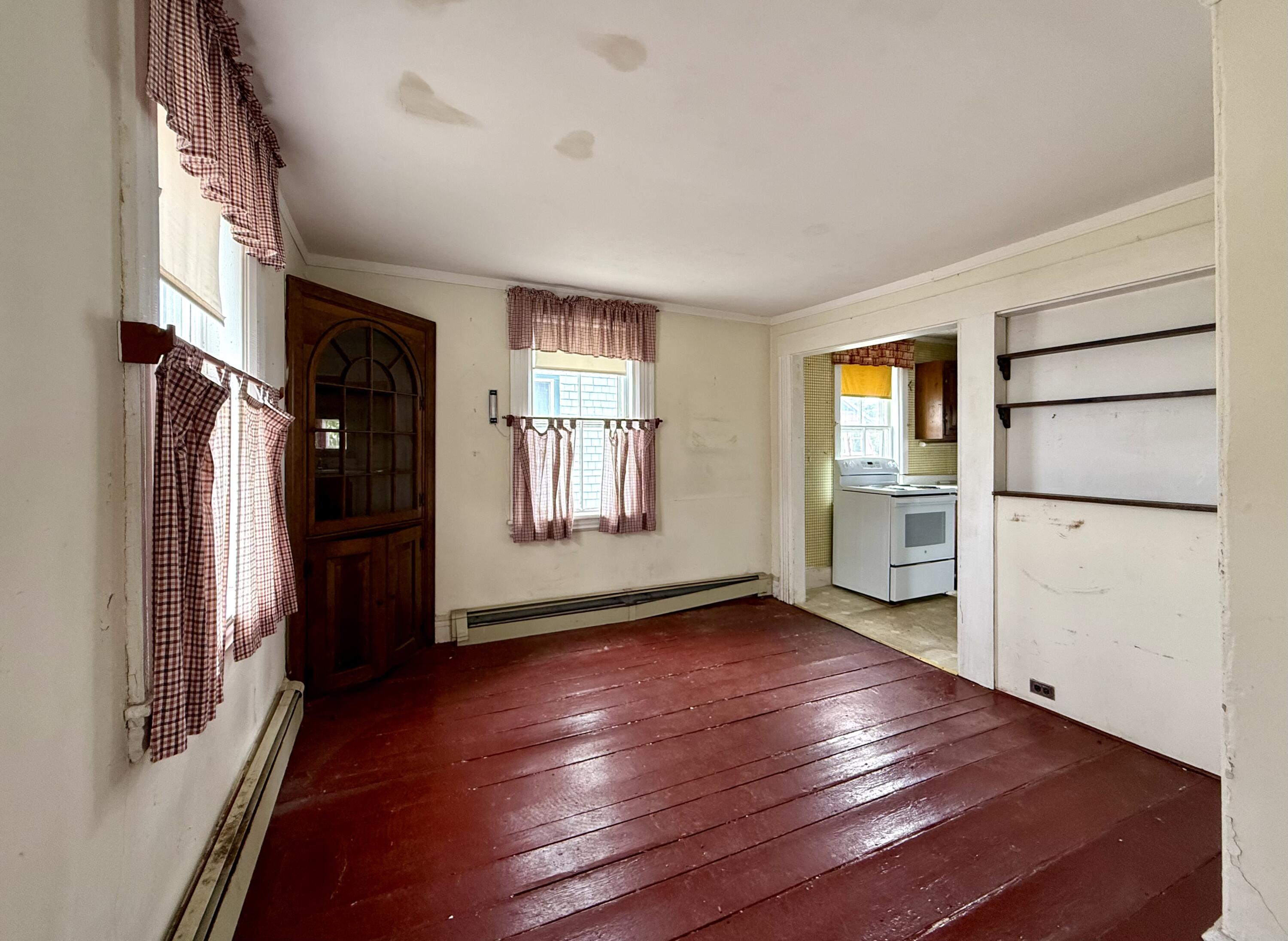 5 Water Street Property Photo 9