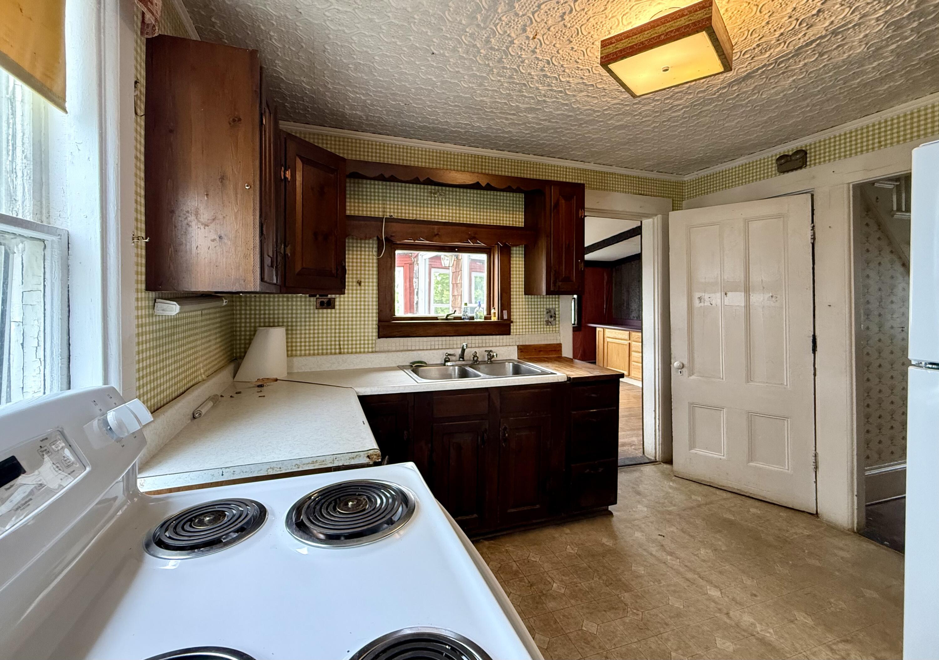 5 Water Street Property Photo 15