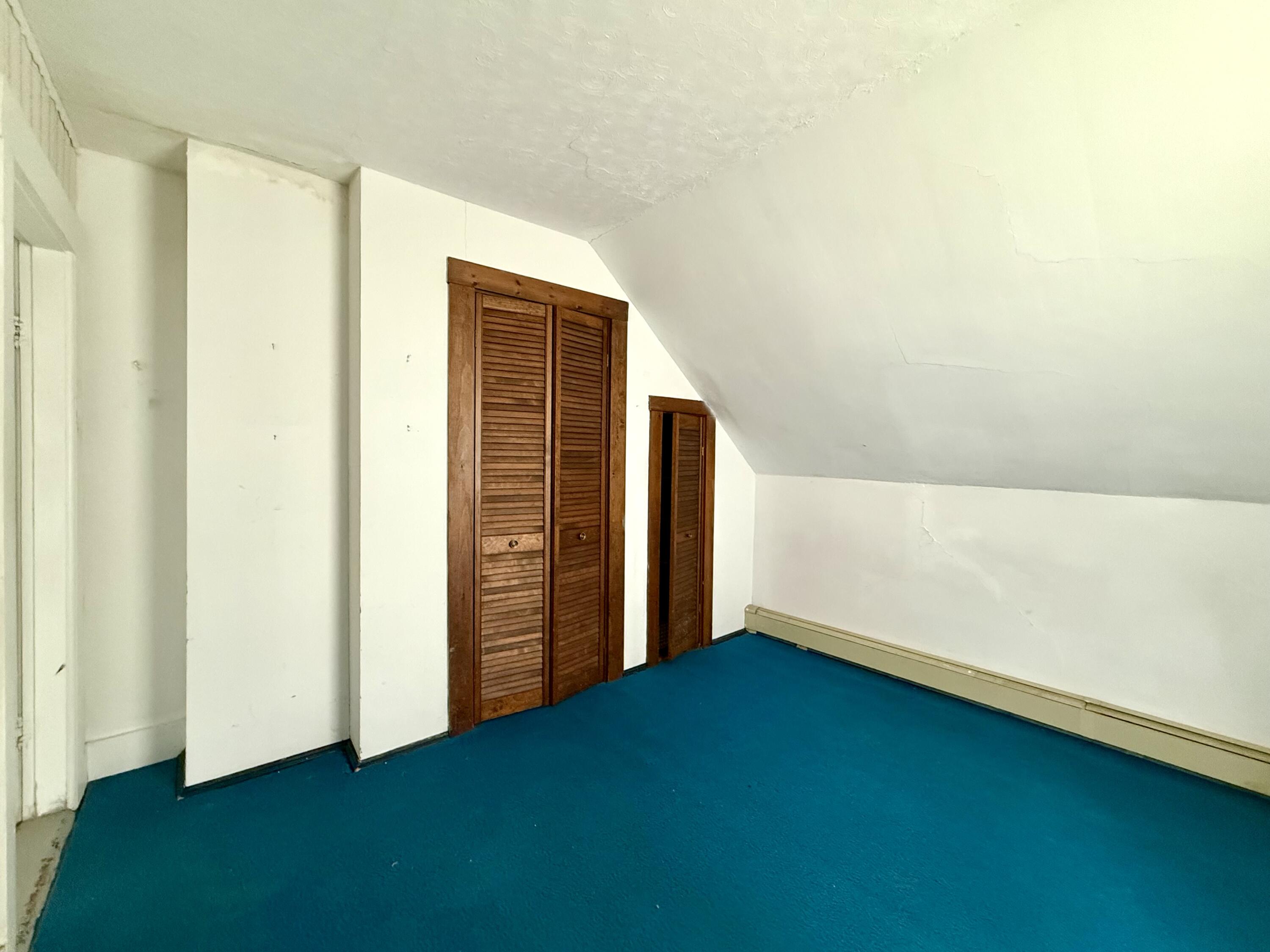 5 Water Street Property Photo 42