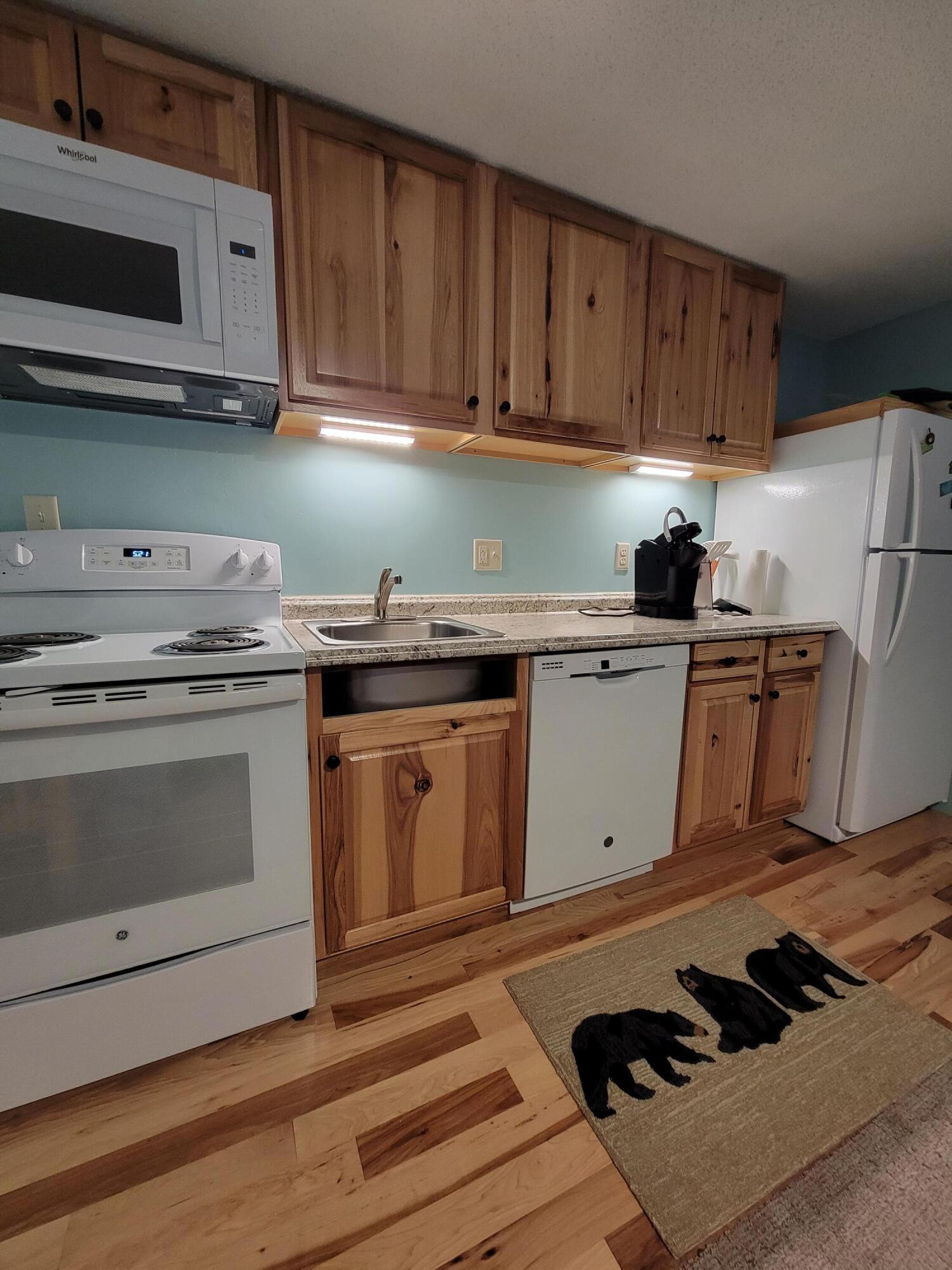 1209 Valley Crossing 1209 Property Photo 2
