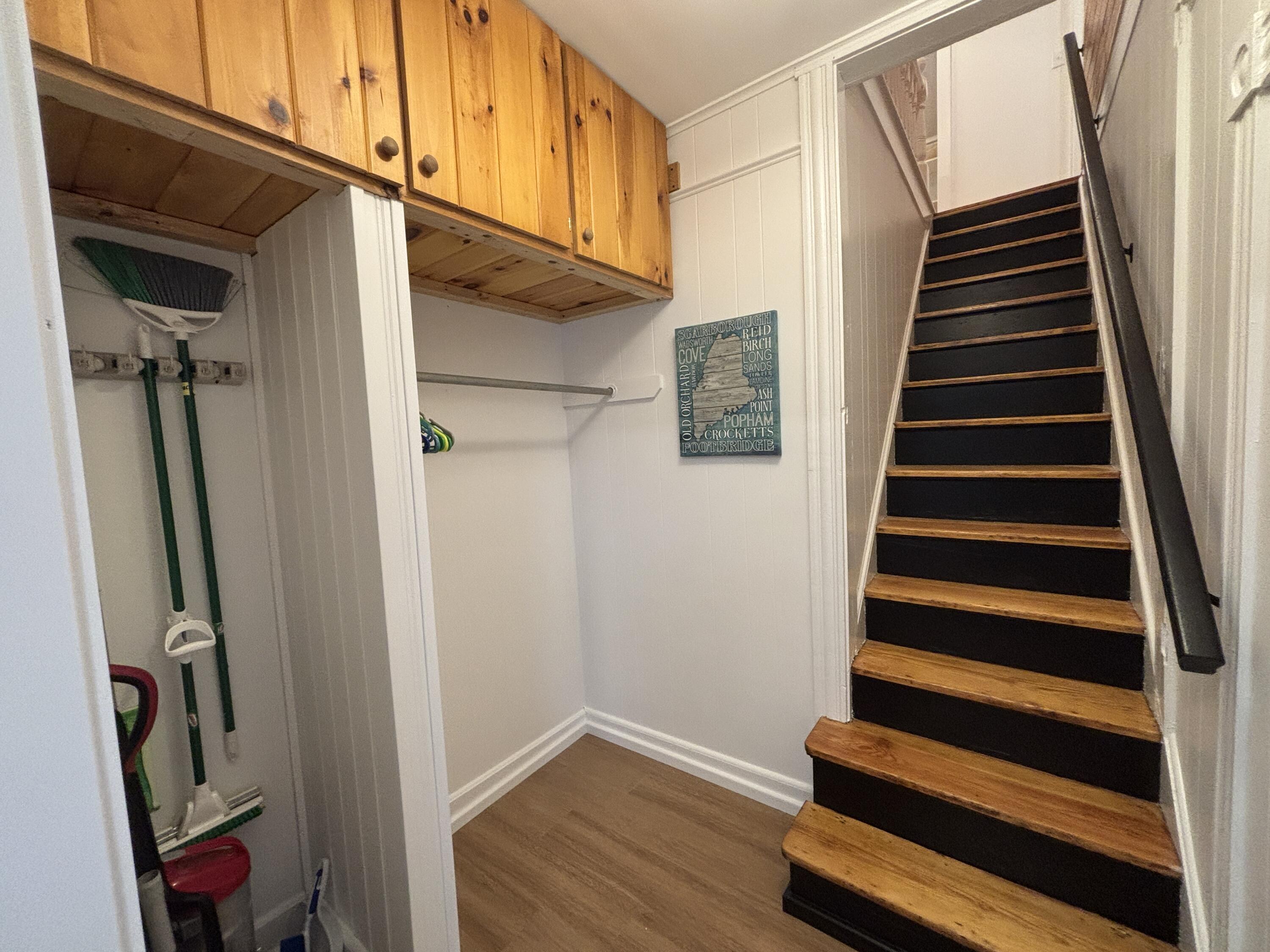 113 W Grand Avenue Property Photo 20