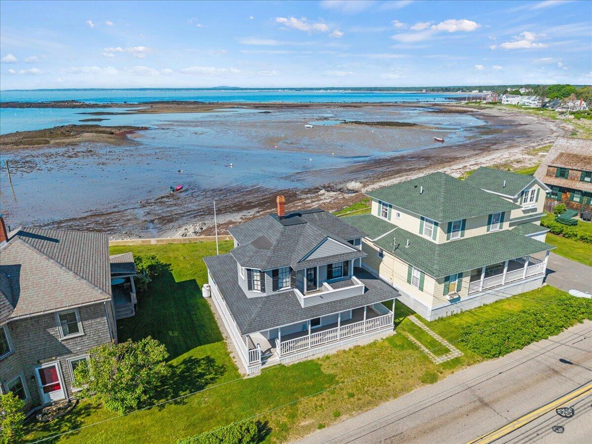 274 Beach Avenue Property Photo 3