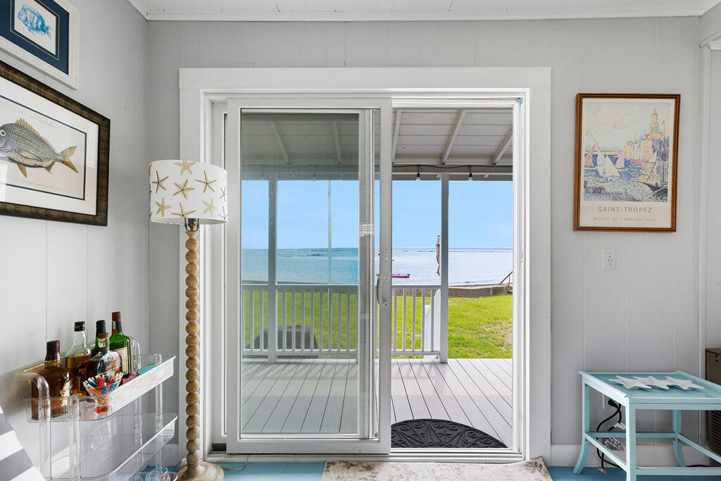274 Beach Avenue Property Photo 14