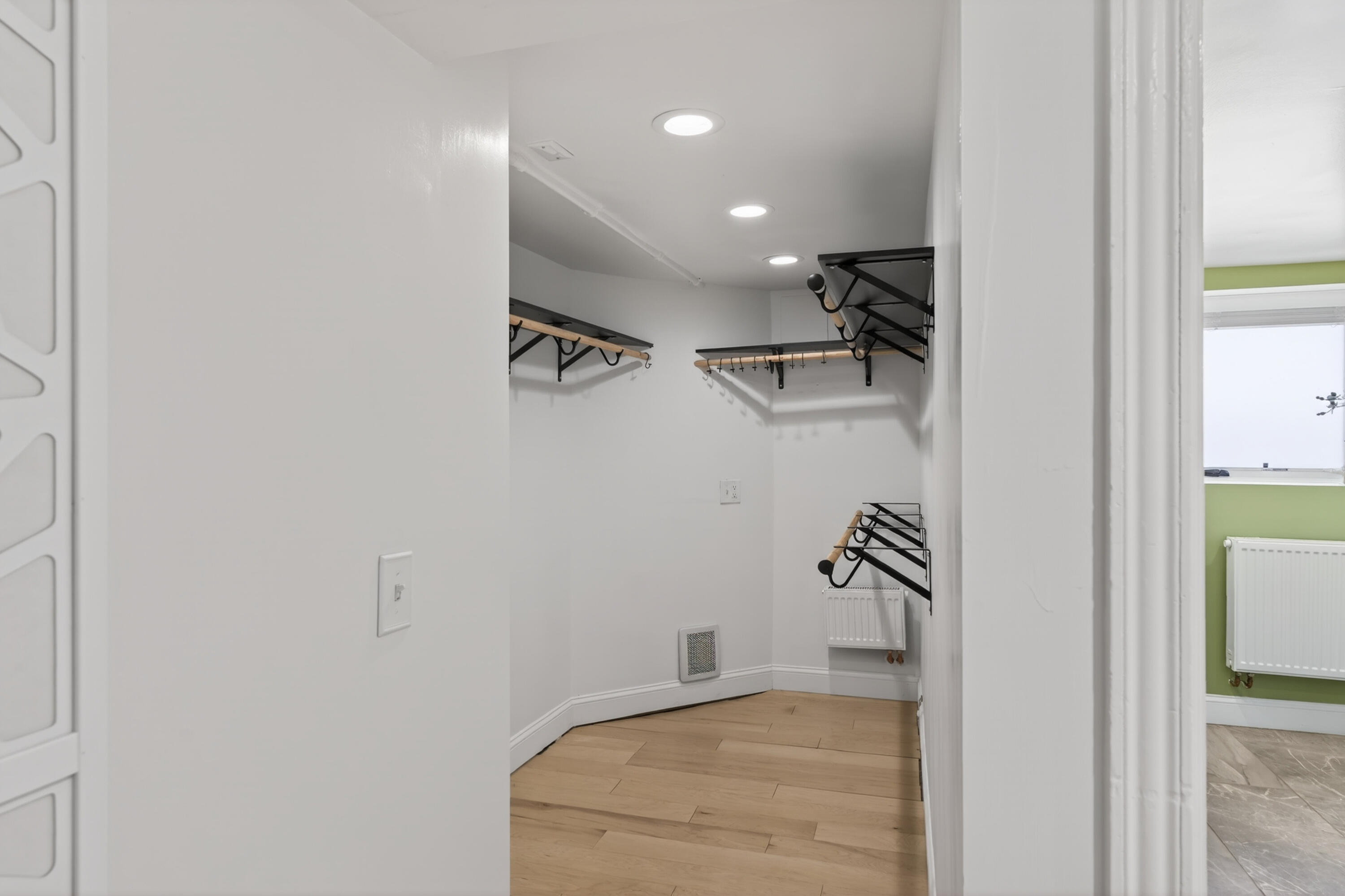 20 Dow Street 1 Property Photo 22